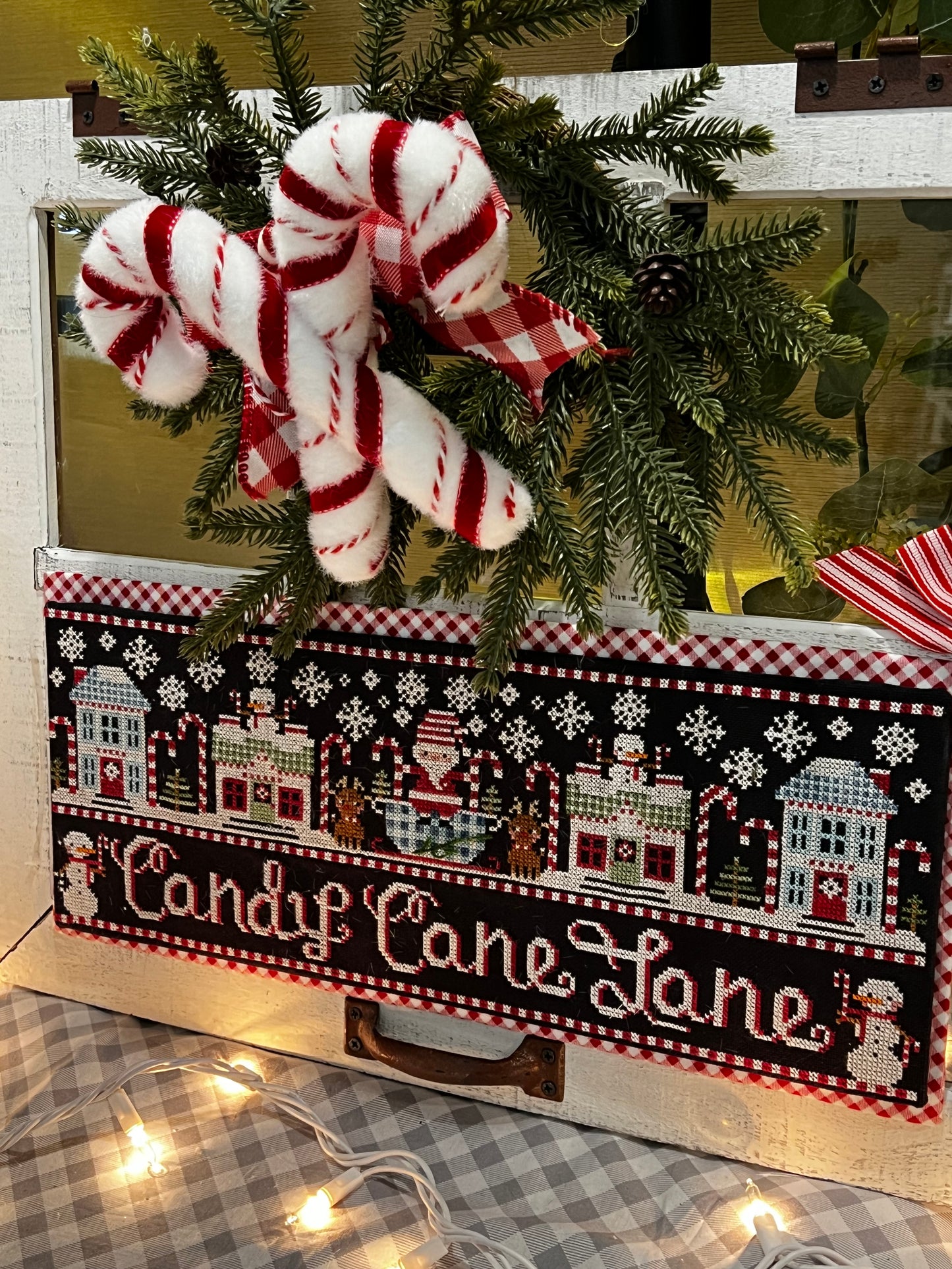 Pattern, CS, SANTA'S CANDY CANE LANE