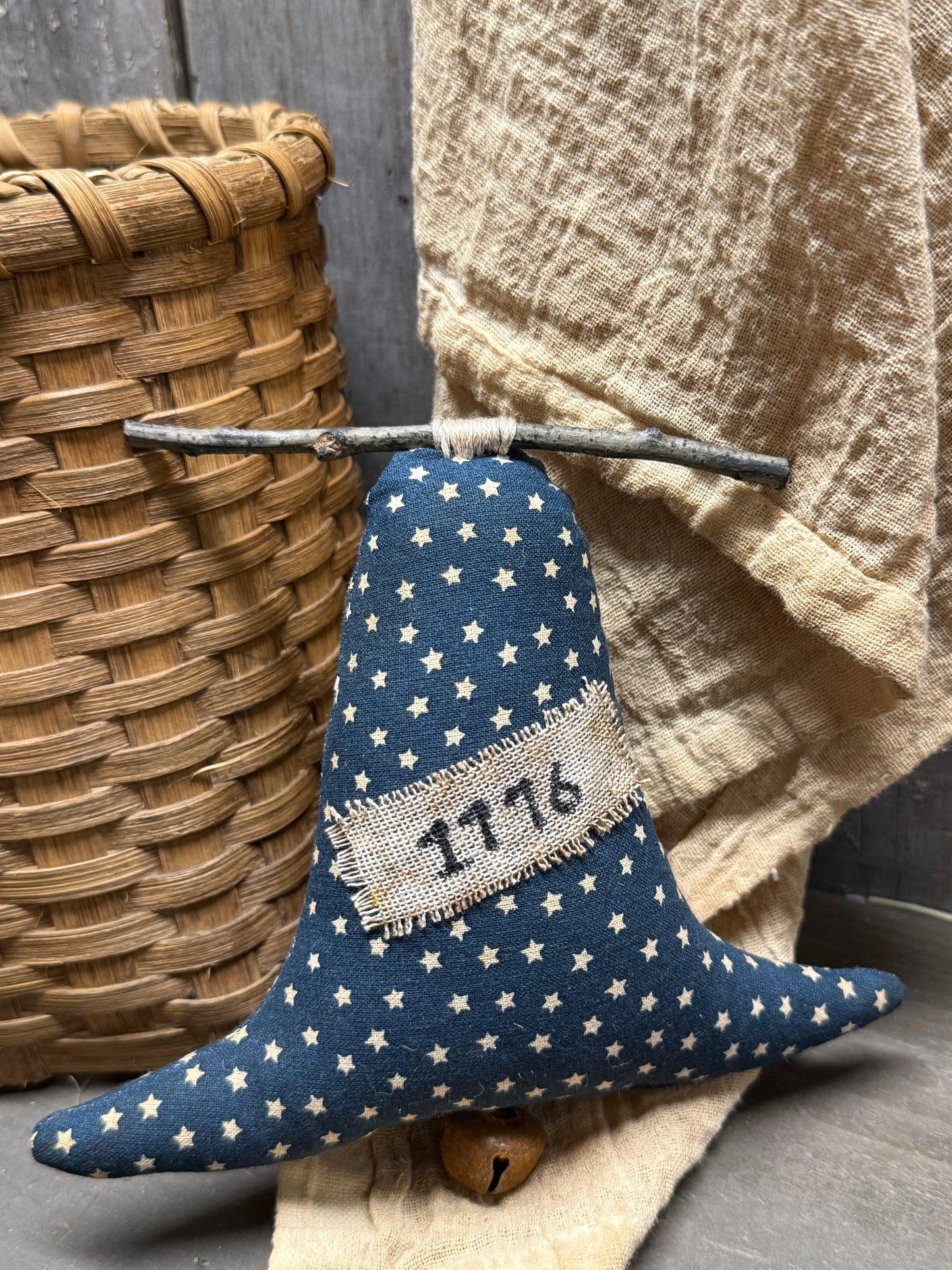 FREEDOM BELL, 5.5", Assorted Americana
