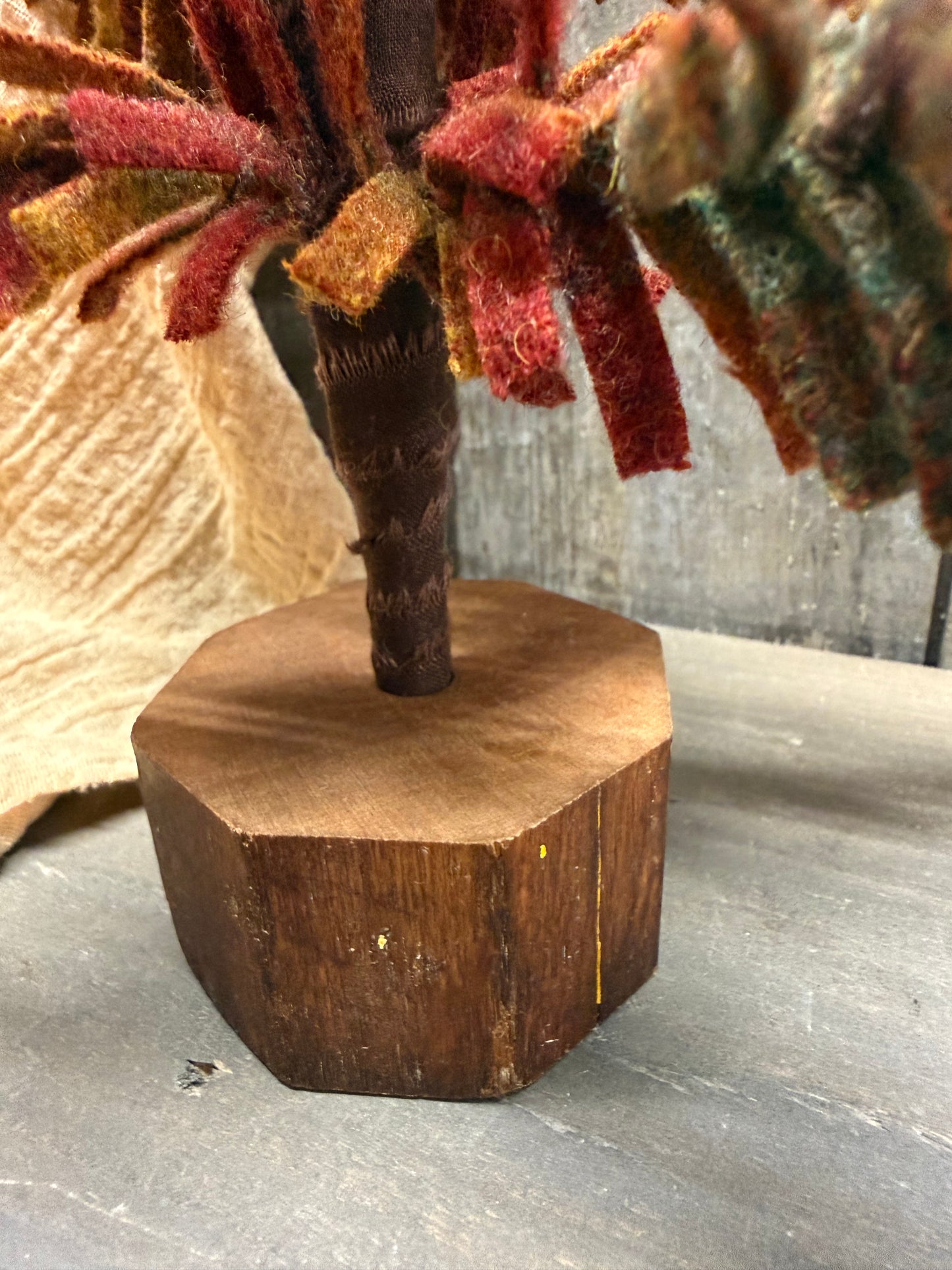Wool Tree, 11.5", AUTUMN MIX
