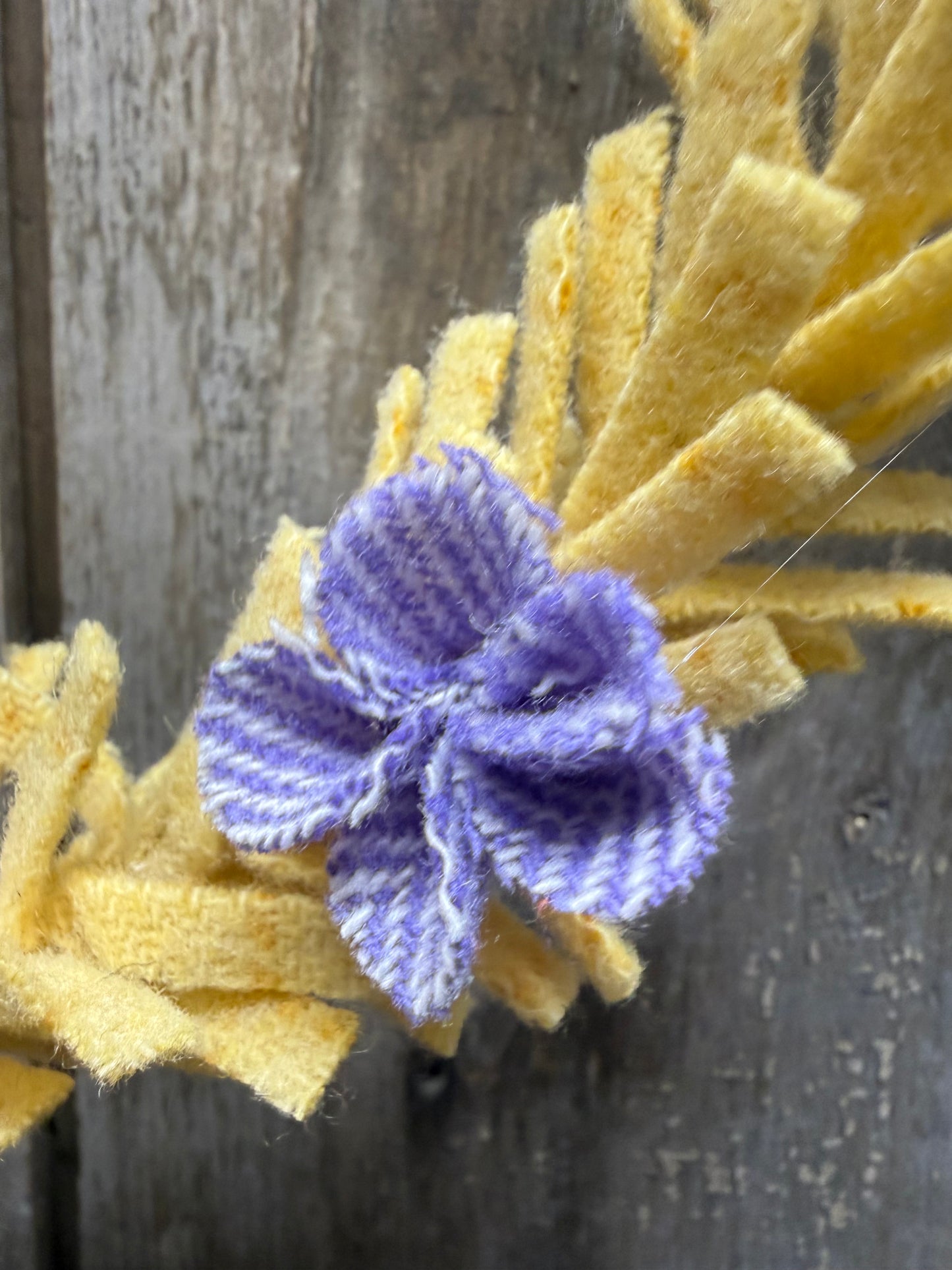 Wool Wreath, OVAL, Assorted Sizes