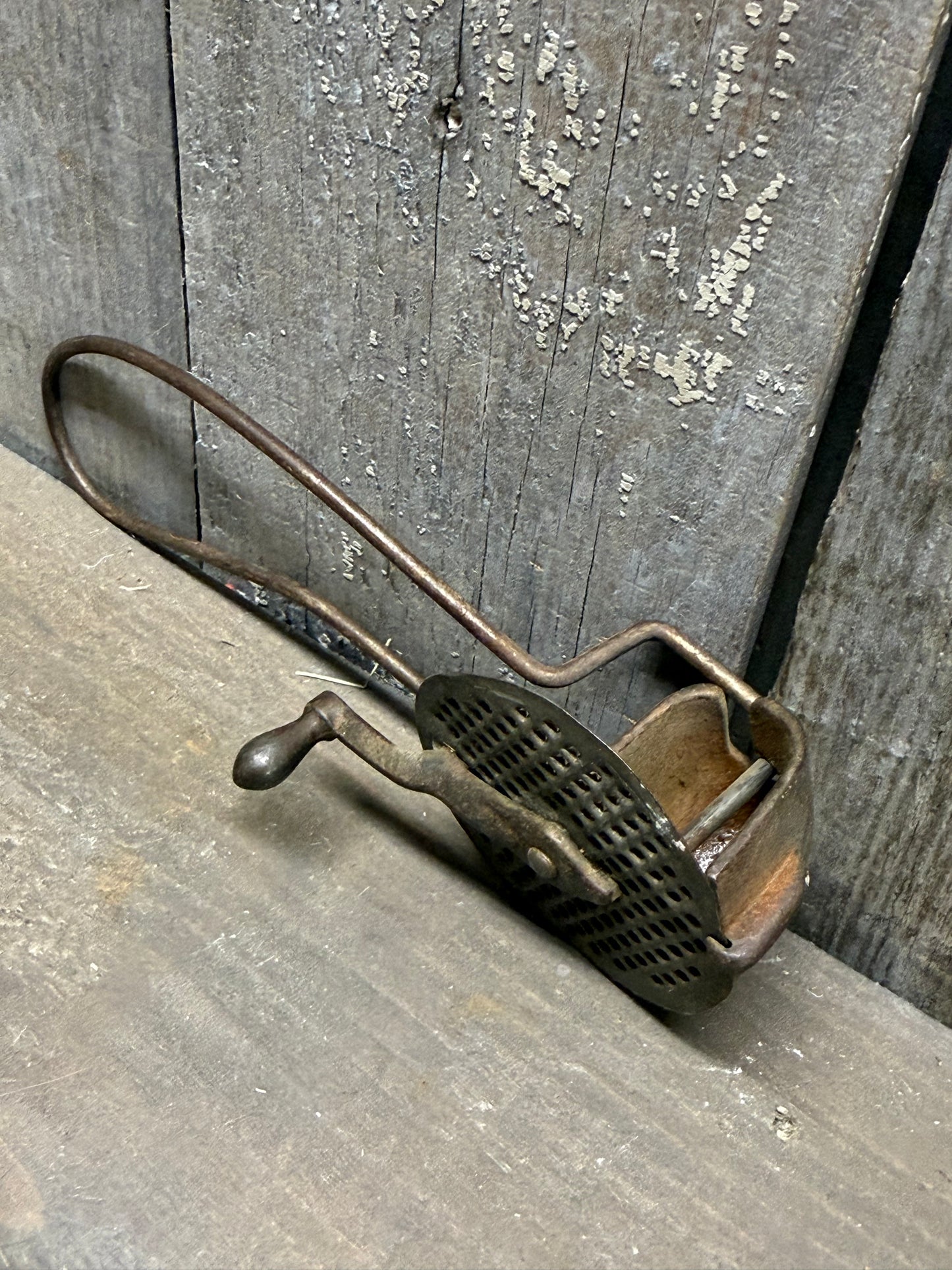 Nutmeg Grater, 7", HANDLED