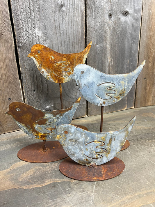 CHICK ON STAND, Assorted