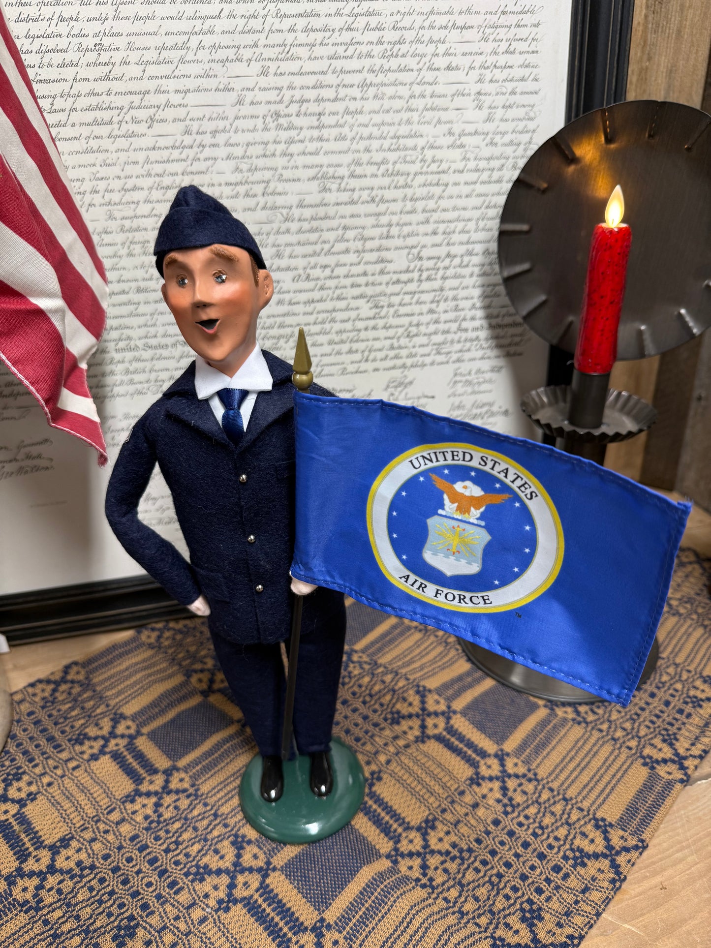 AIR FORCE W/ FLAG, Man or Woman