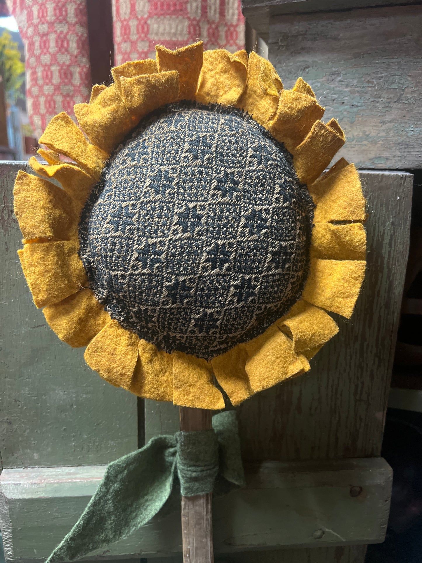 Sunflower, LATH STICK