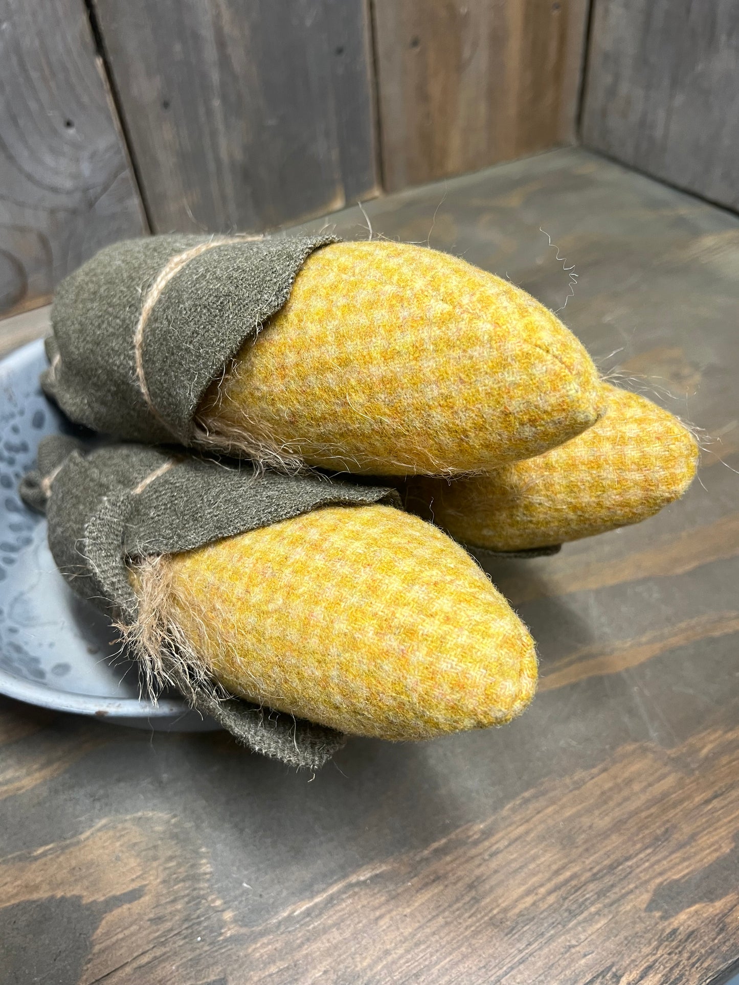 Corn Cob, 12", WOOL