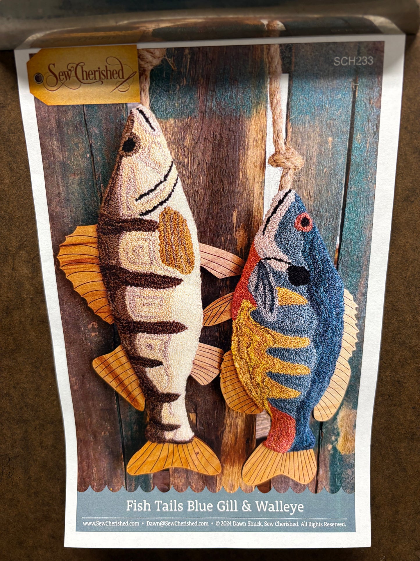 WOOD ONLY, PN, FISH TAILS BLUE GILL & WALLEYE