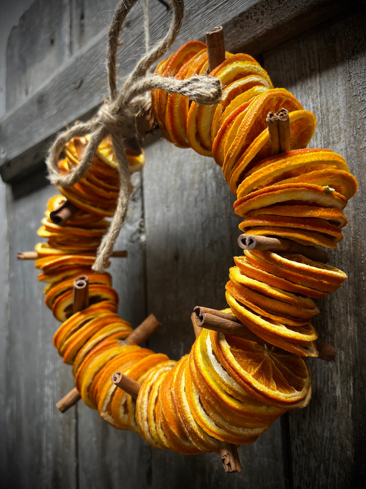 Wreath, 9", ORANGE & CINNAMON STIX