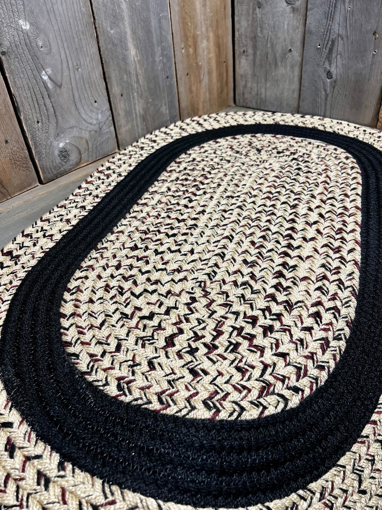 CREAMY WHITE/BURGUNDY/BLACK