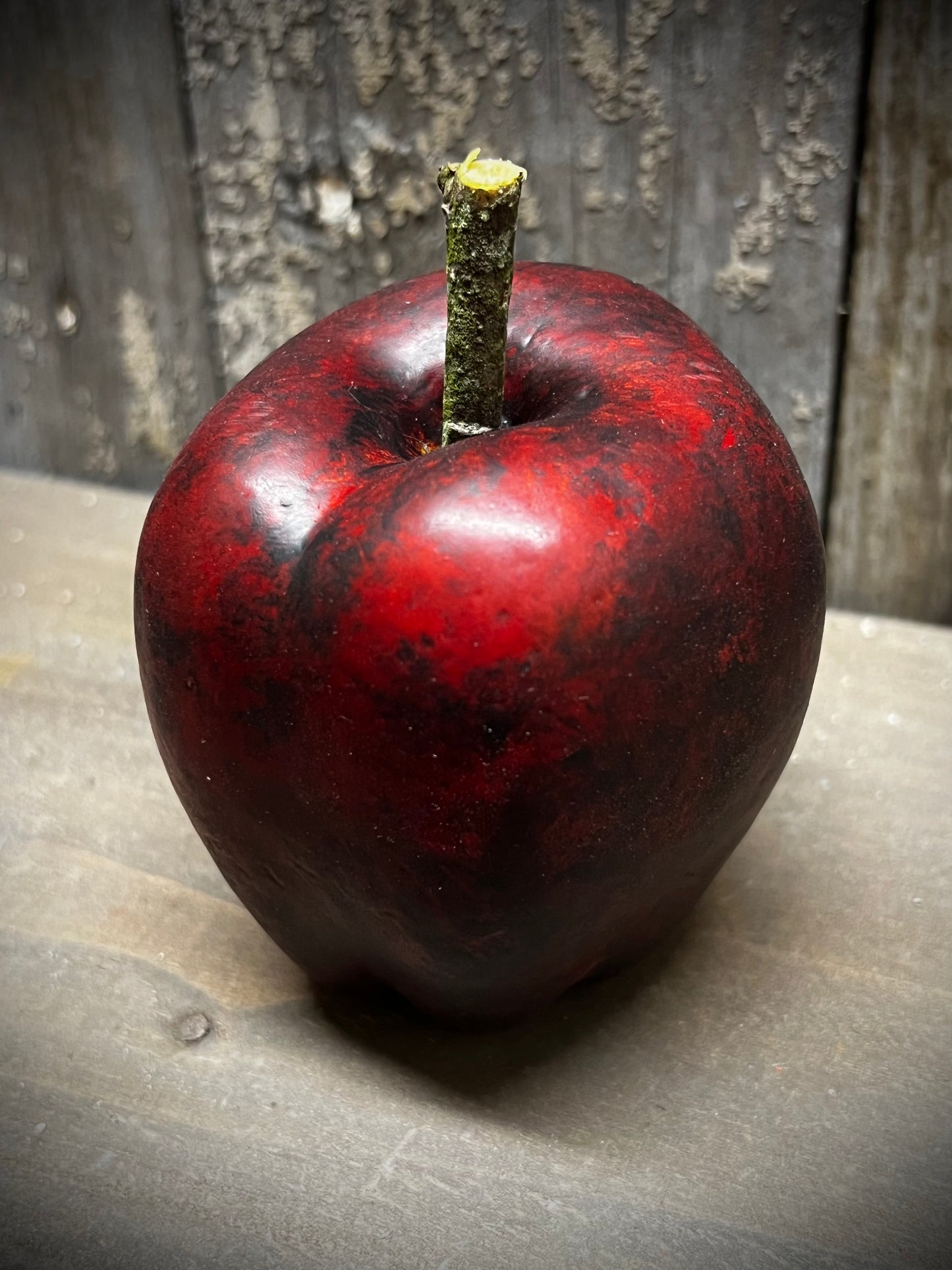 Apple, "BRUISED" & DIRTY