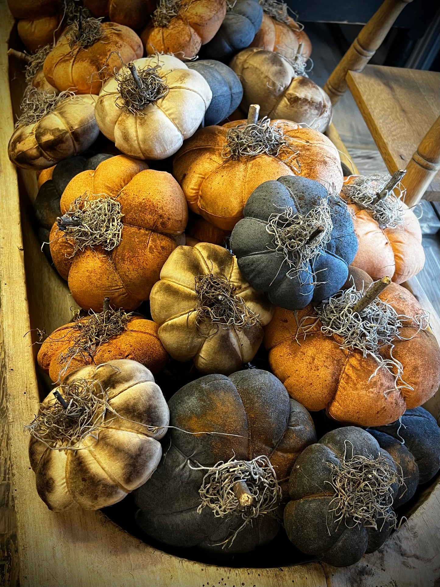 Pumpkin, 7", GRUNGY W/ MOSS