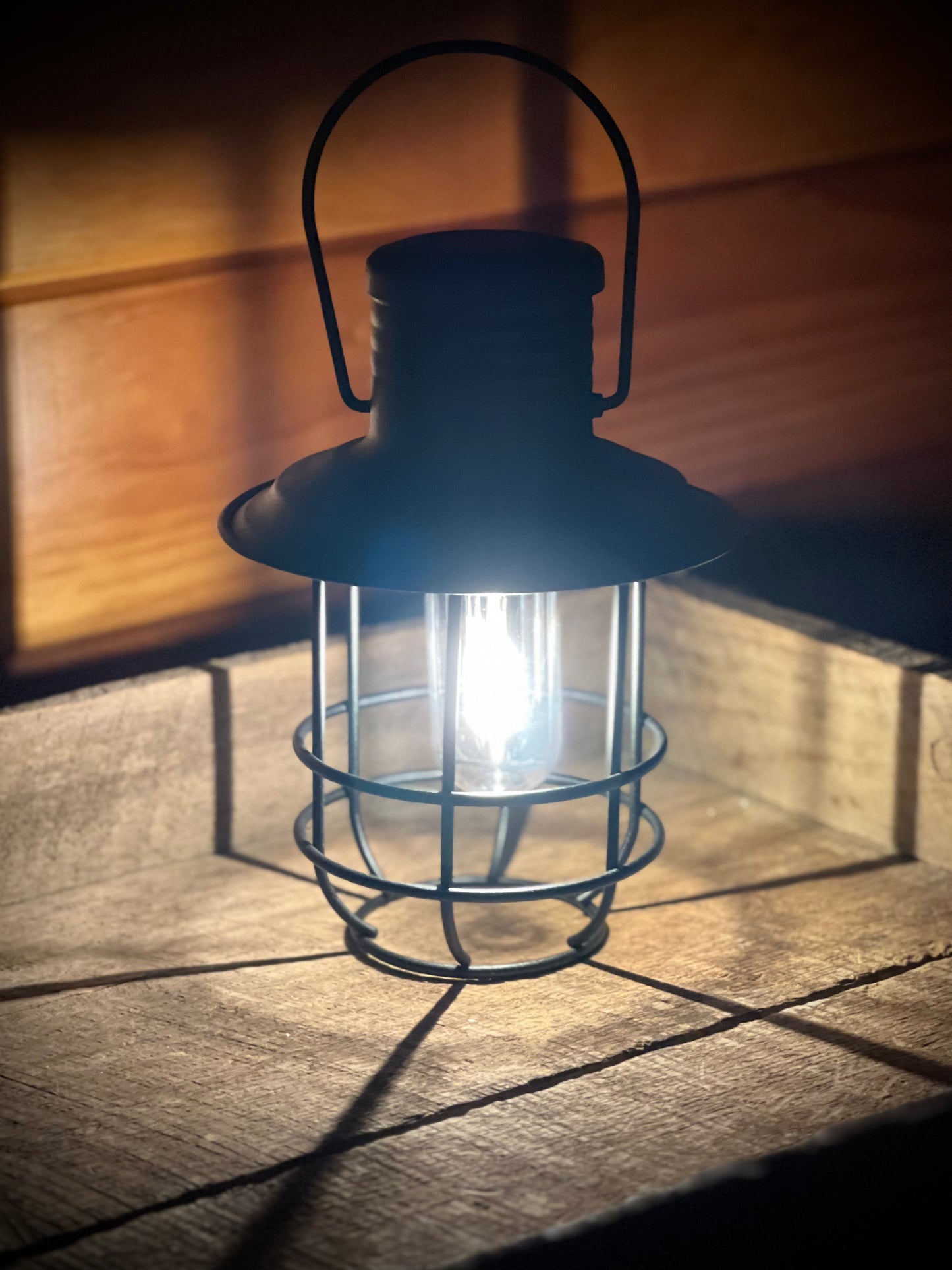 Sitting/Hanging Lantern, Battery Operated, BLACK or RUSTY BRONZE