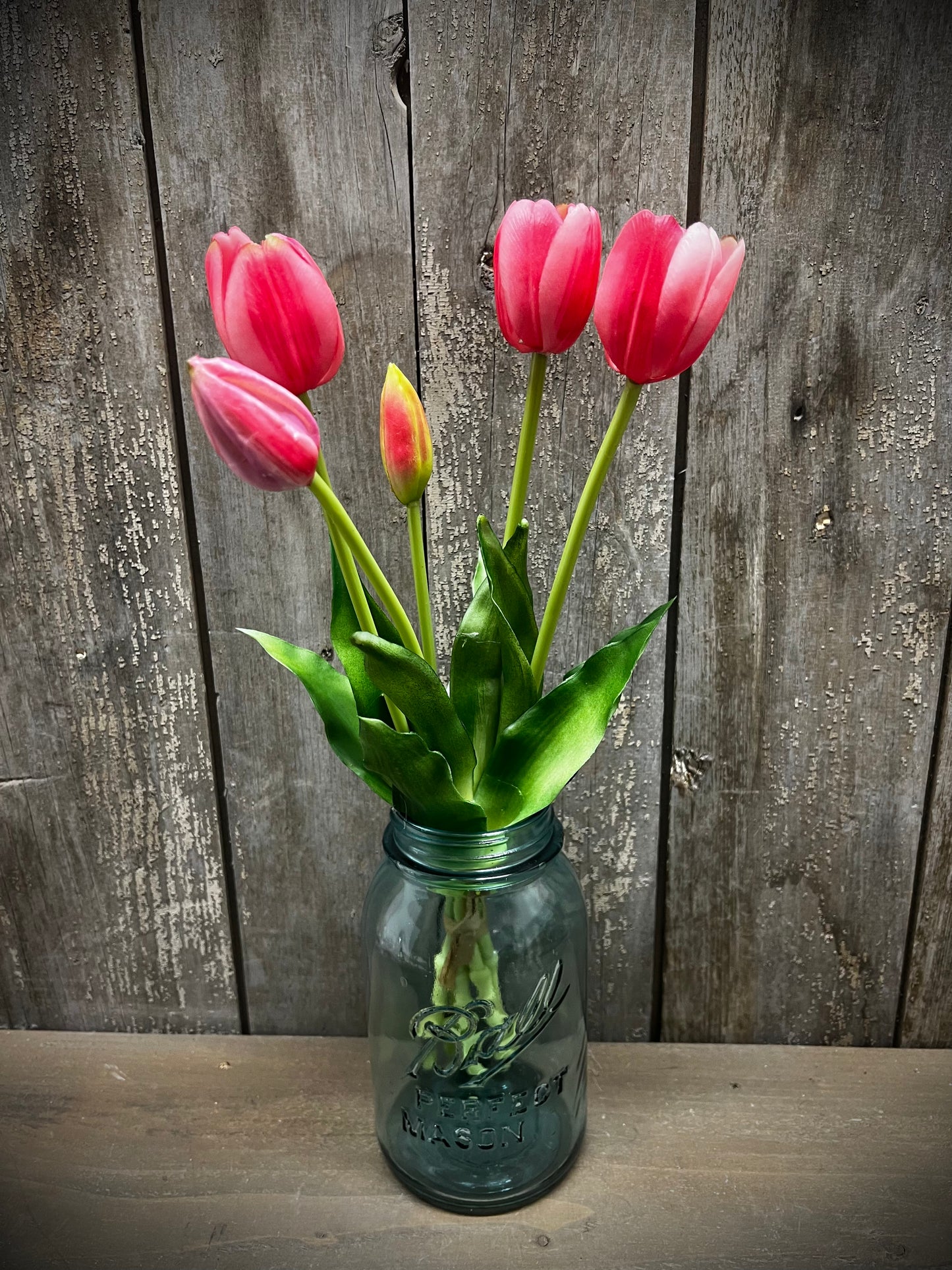 Bunch, Real Feel Tulips, PINK