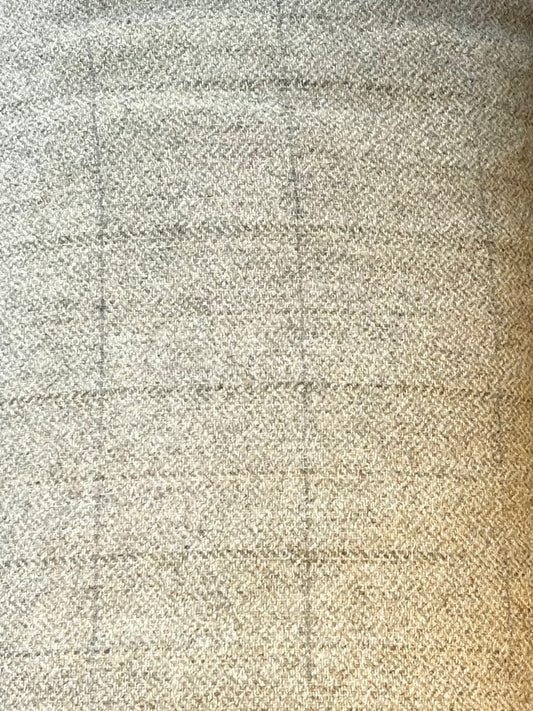 WOOD ASH, Wool
