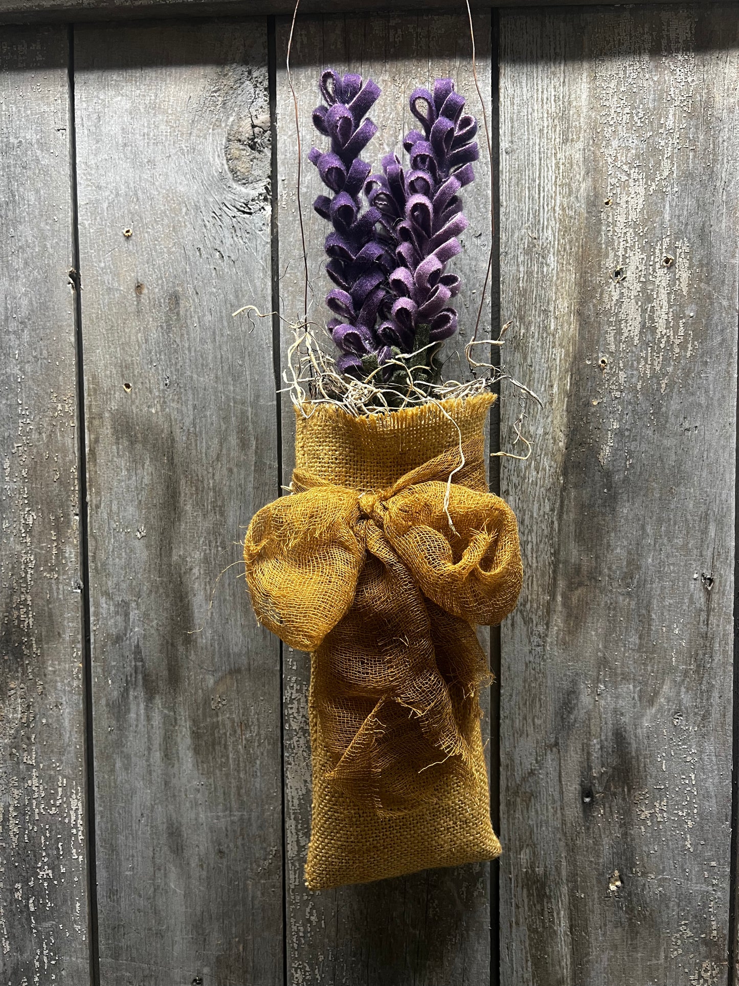 LAVENDER BOUQUET, Wool, Assorted