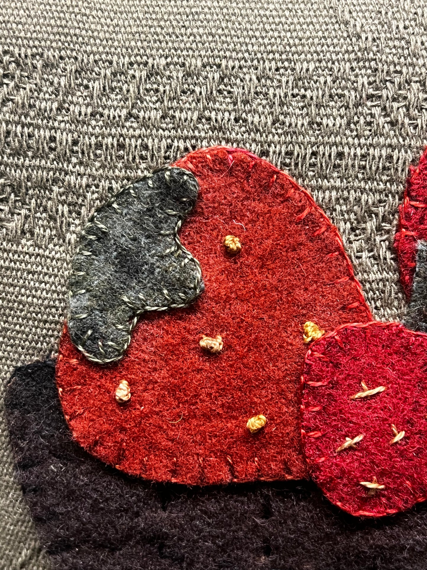 Pillow, 10"x 12", BERRIES IN A BASKET