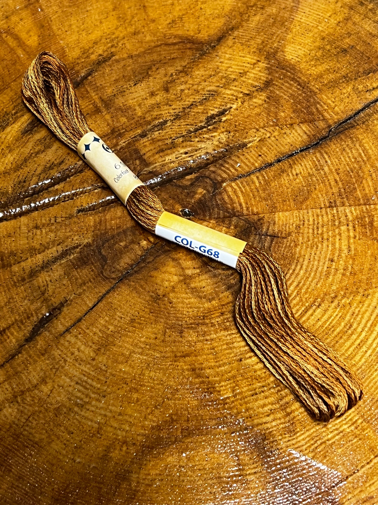 Thread, Old Tattered Flag, BROWN SUGAR