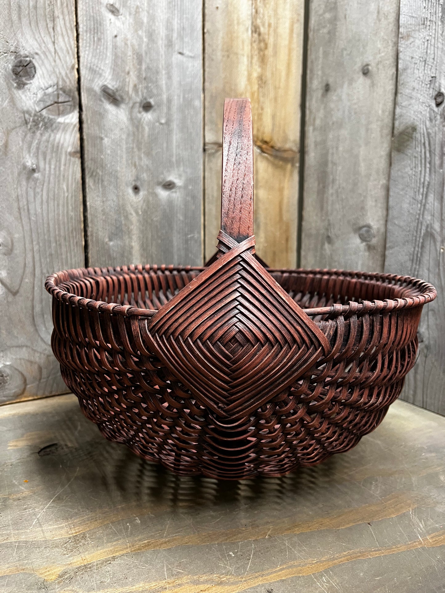 Egg Basket, #14 Round, RED/BLACK