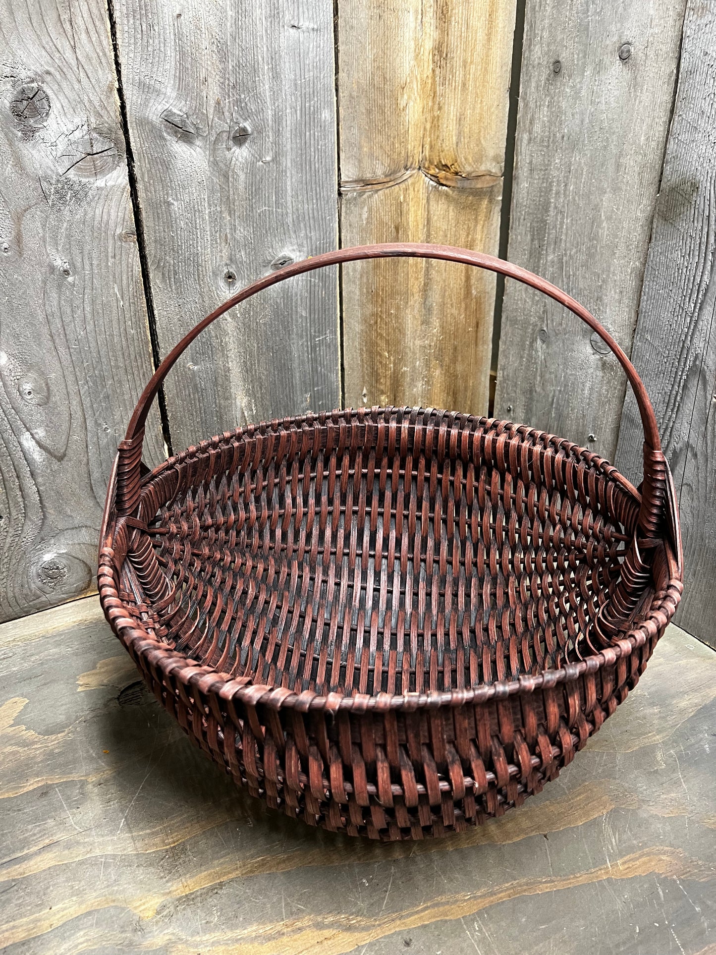 Egg Basket, #14 Round, RED/BLACK