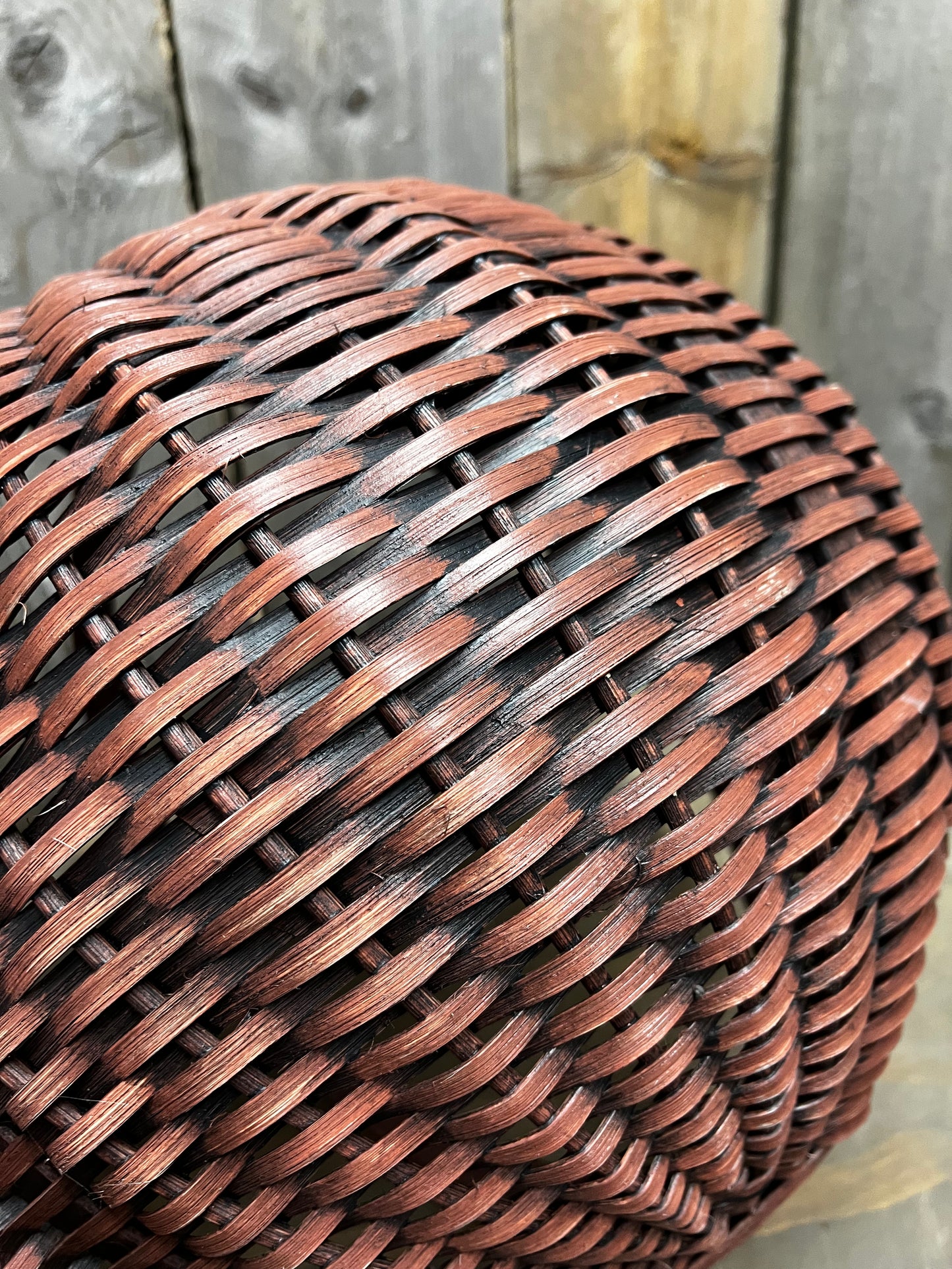 Egg Basket, #14 Round, RED/BLACK