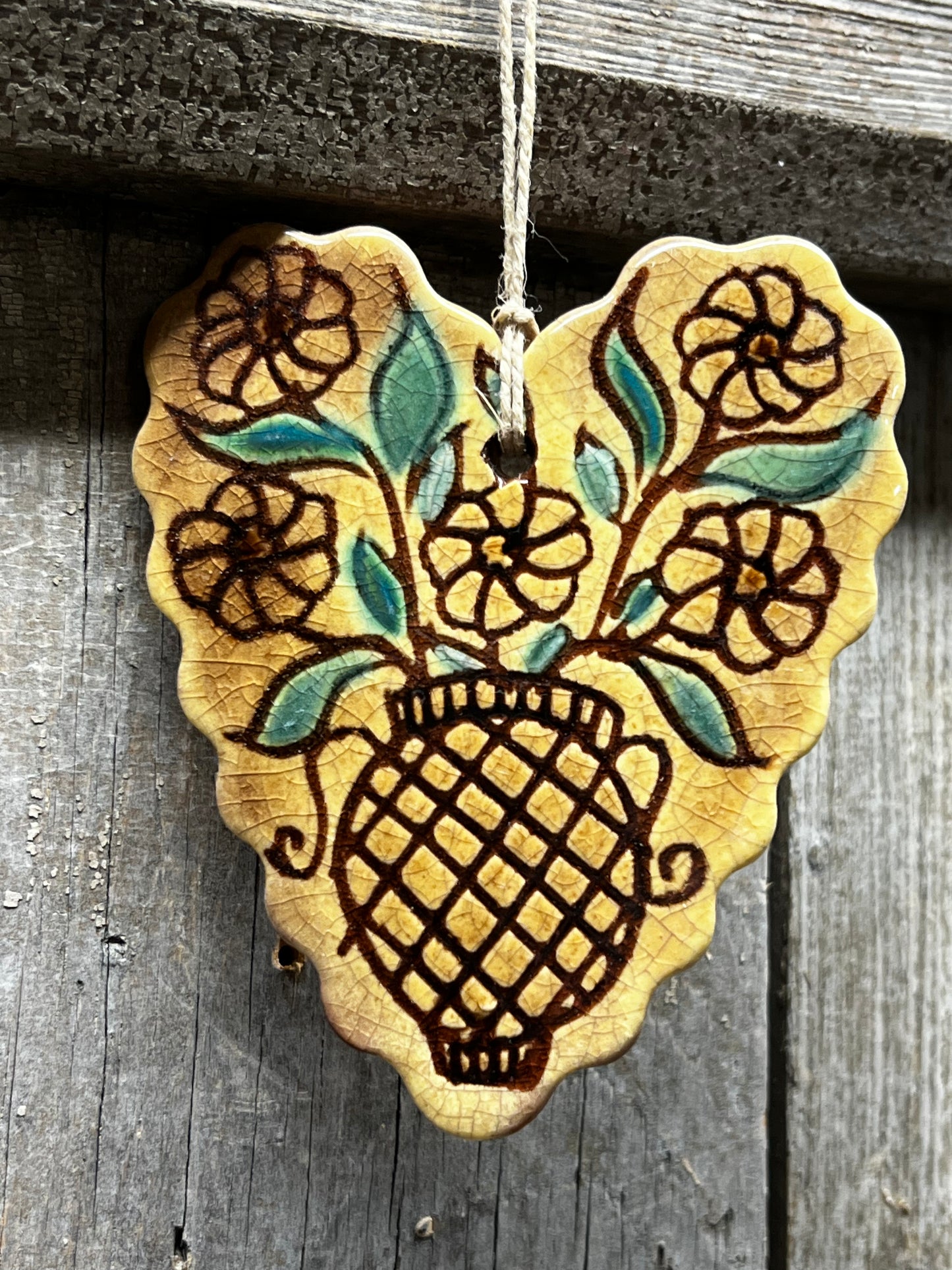 Ornament, Redware, SCALLOPED HEART