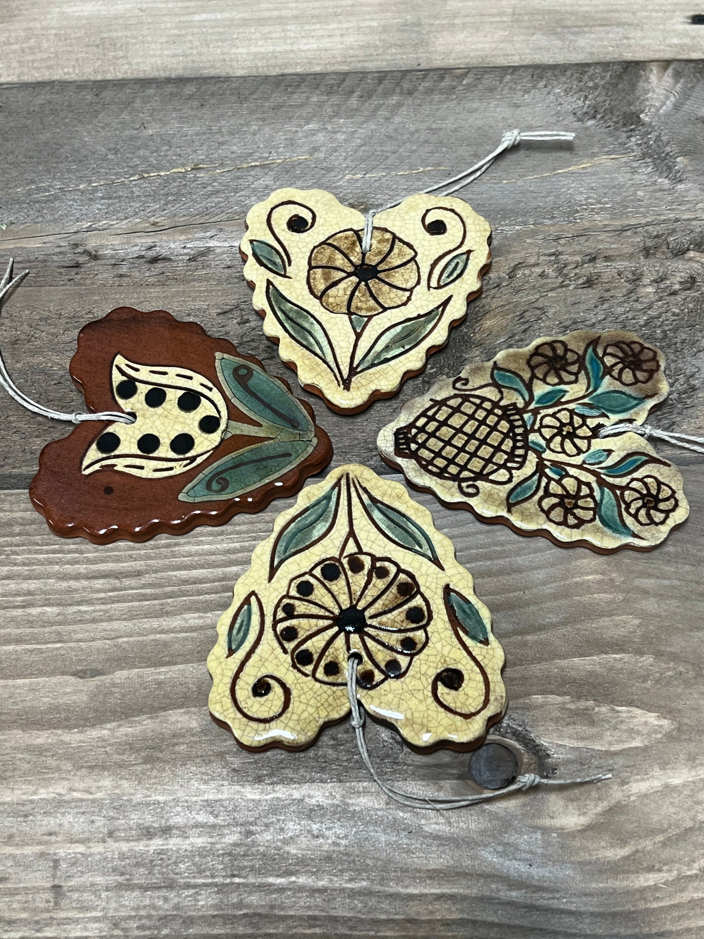 Ornament, Redware, SCALLOPED HEART