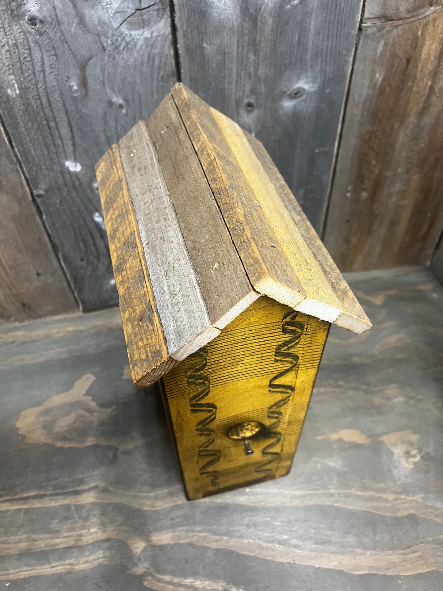 Birdhouse, 15.5" Combed, ASSORTED