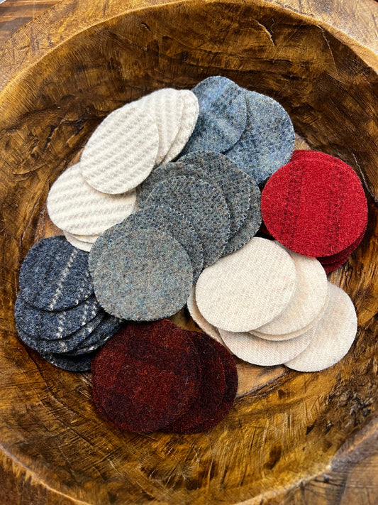 WOOL PENNY CIRCLES, 2”, Assorted Colors