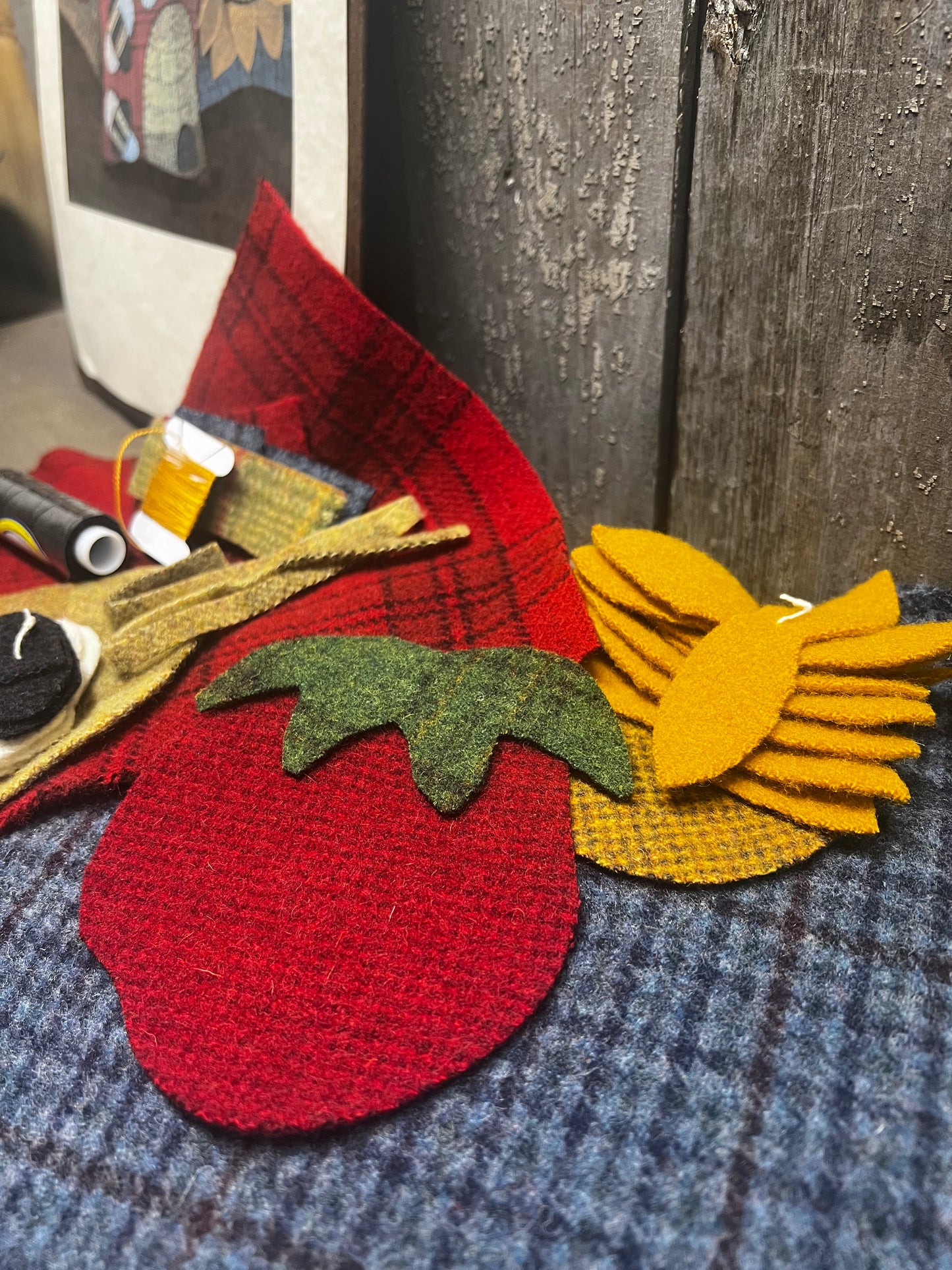 Applique Kit, BEES, BERRIES & BLOOMS