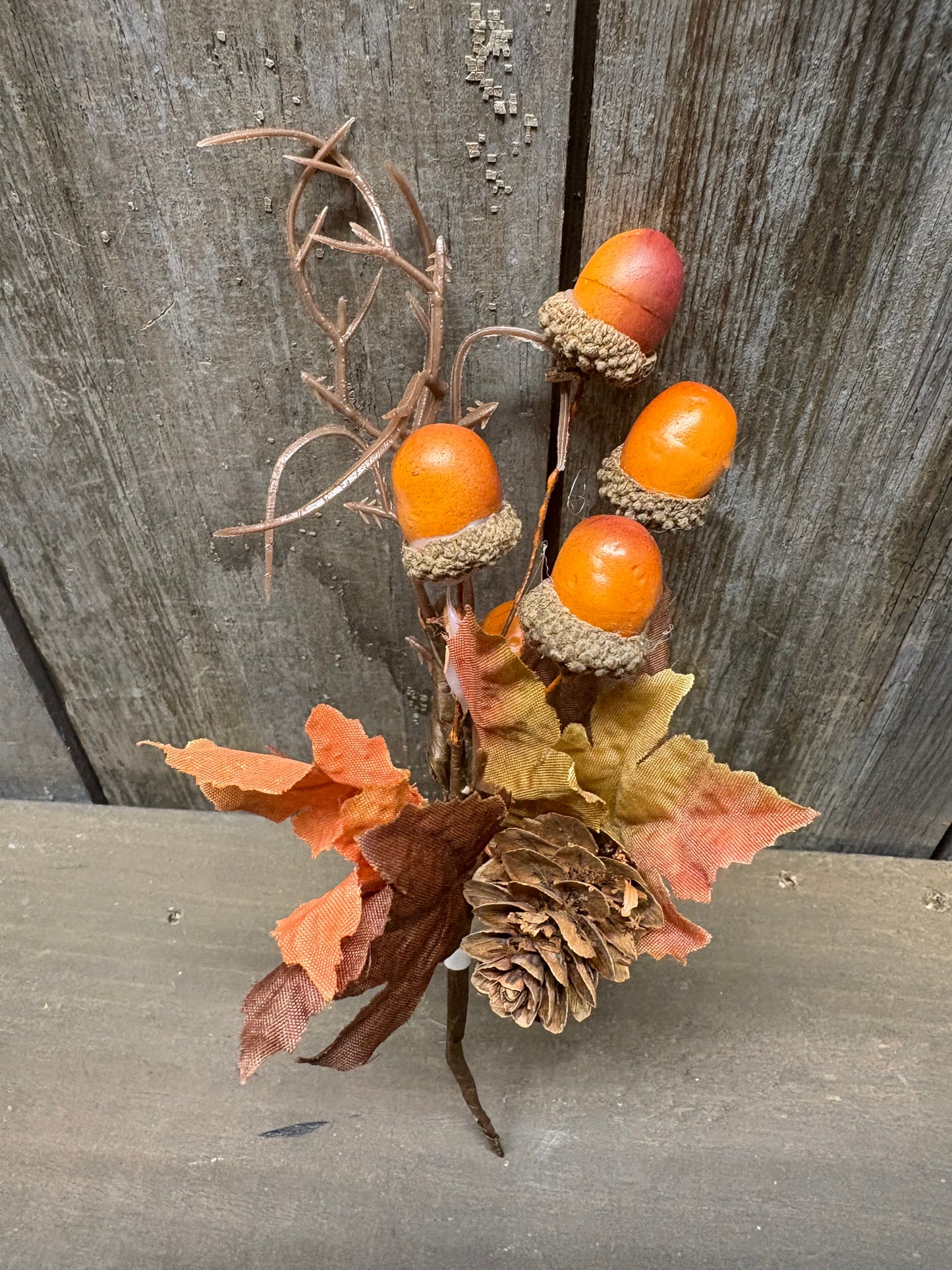 Pick, 8", MAPLE LEAVES & ACORNS