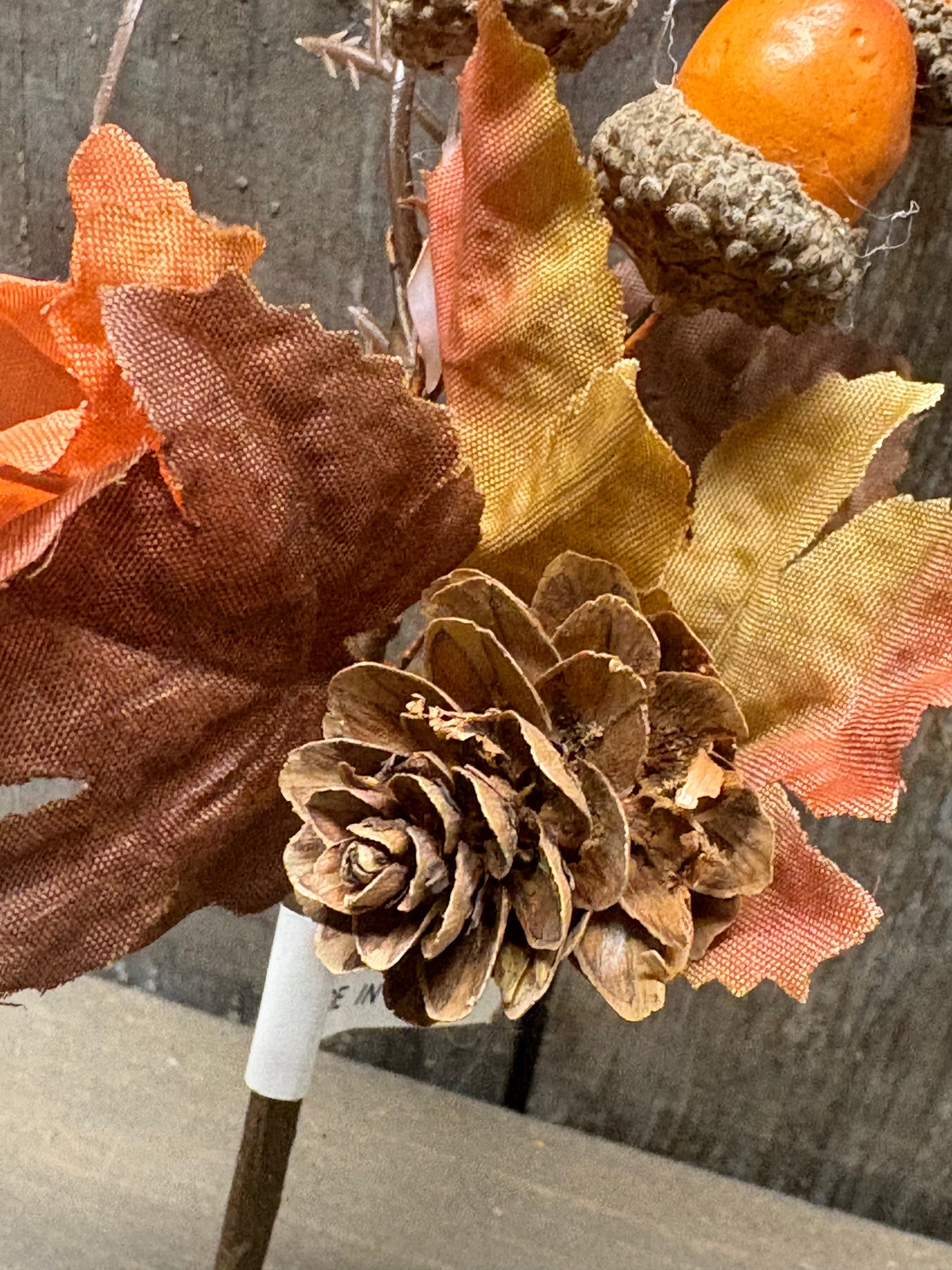 Pick, 8", MAPLE LEAVES & ACORNS