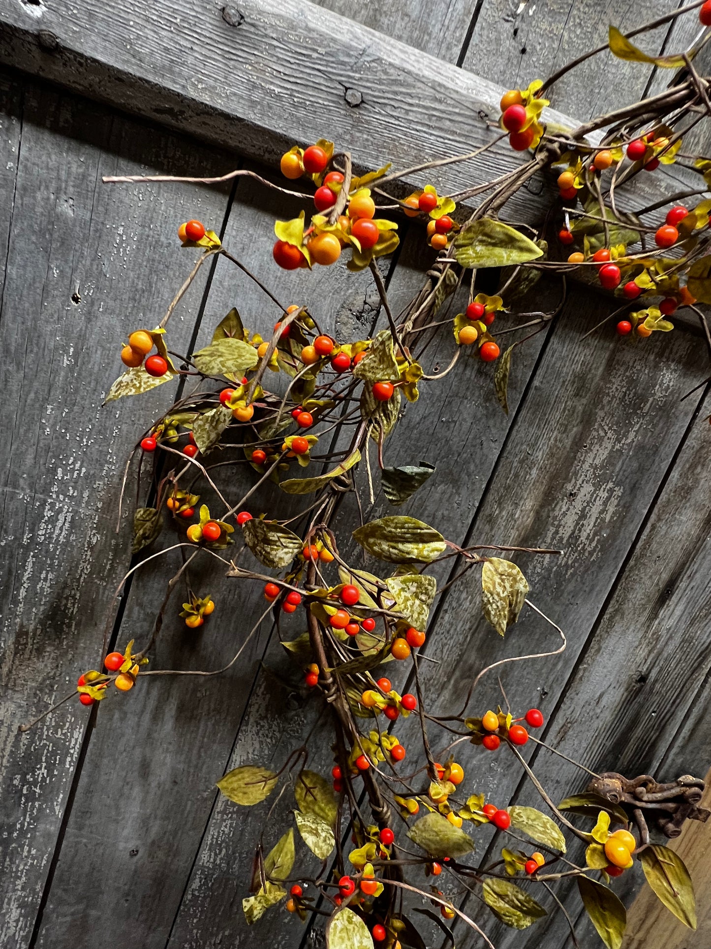 Garland, 5', BITTERSWEET & LEAVES
