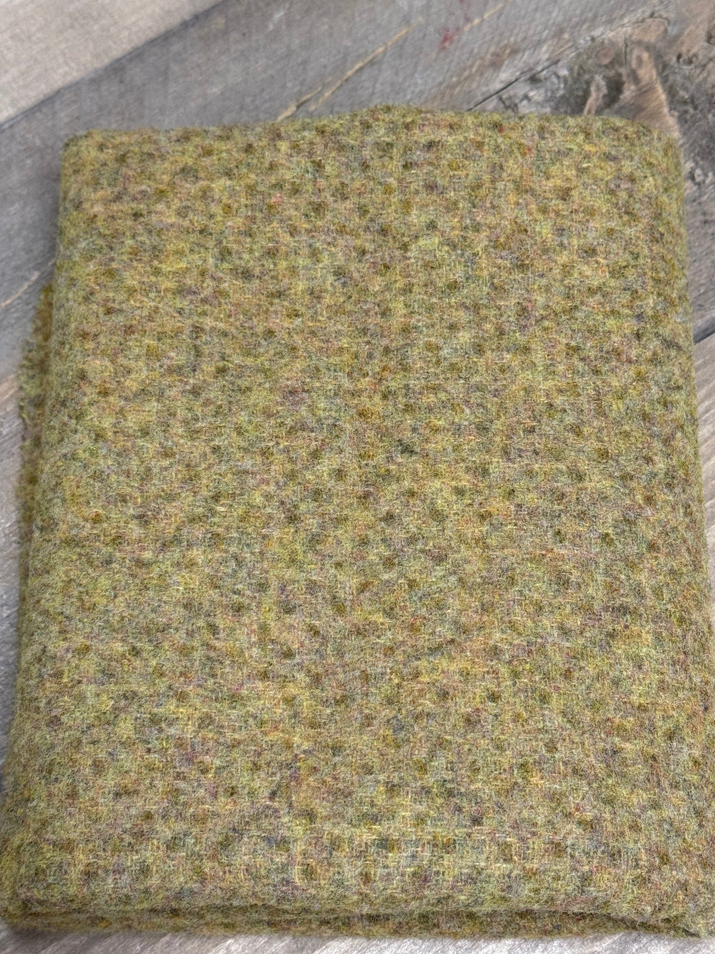Wool Bundle, Unwashed, MAIZE
