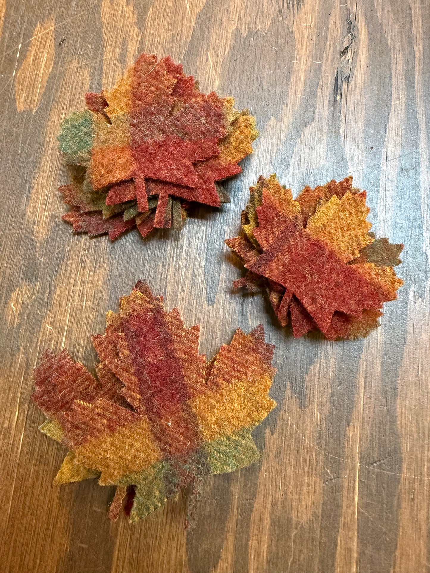 Wool, 15 pc, MAPLE LEAF, Assorted Colors