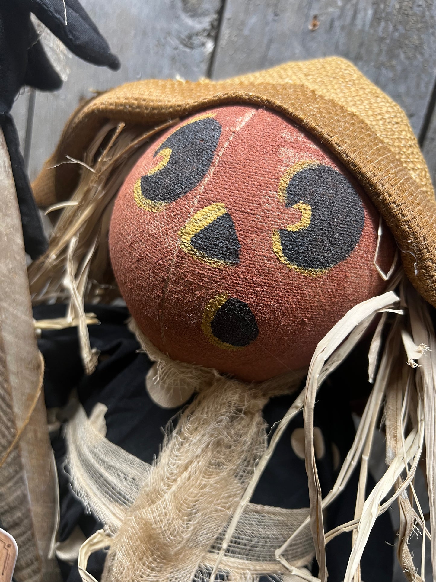 Pumpkin Girl, 28", SCARECROW & CROW/ POLKA DOT