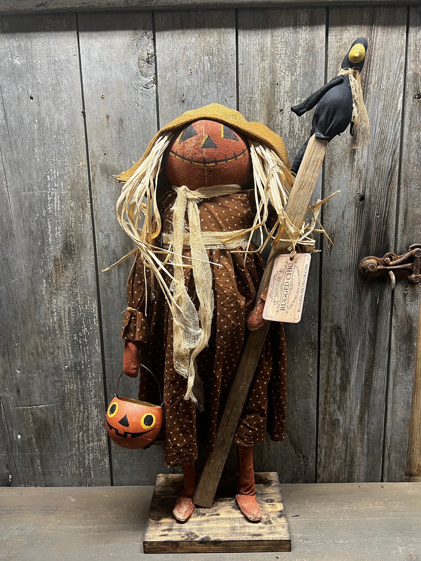 Pumpkin Girl, 28", SCARECROW & CROW/ BROWN DRESS