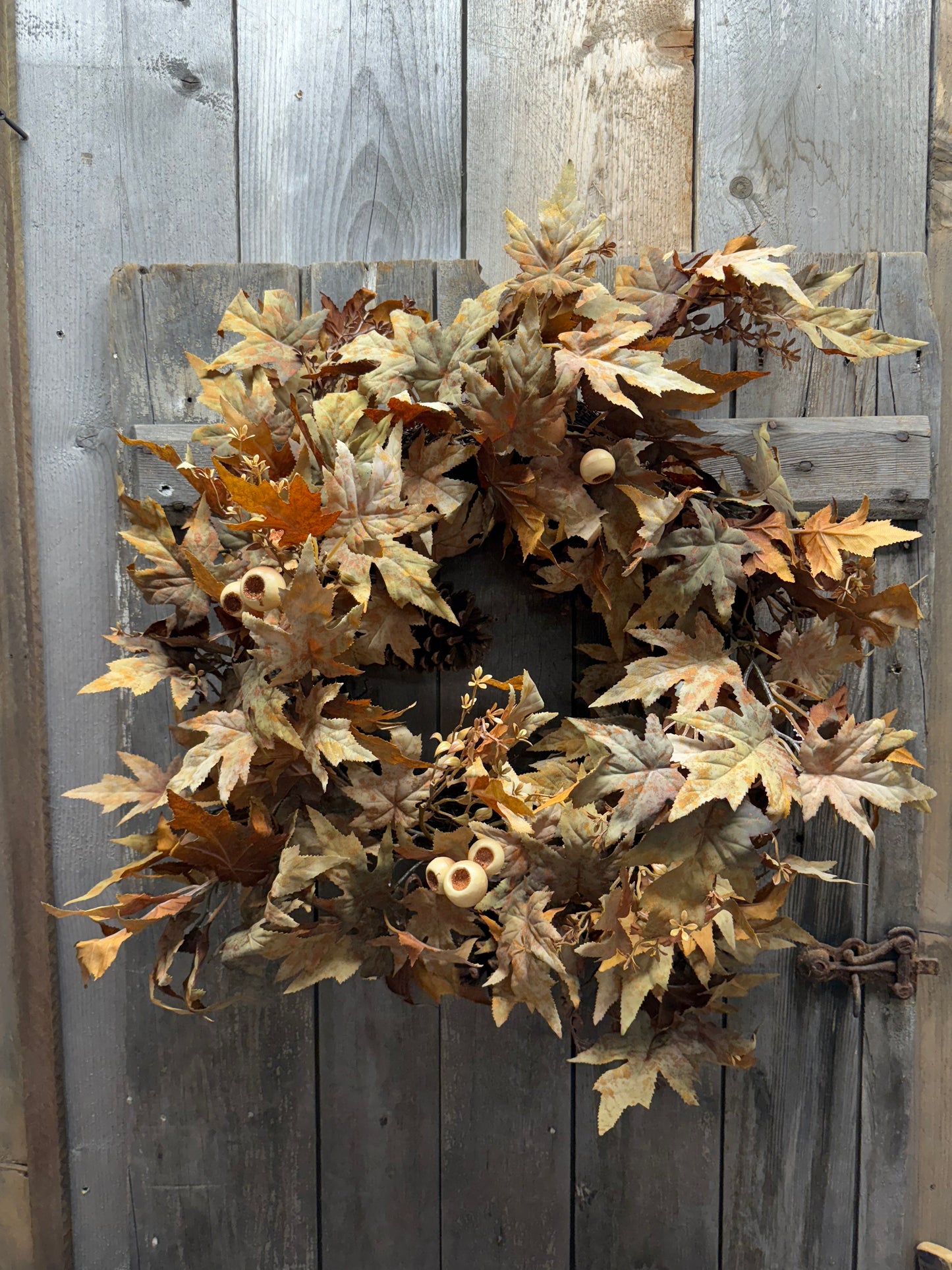 Wreath, 28", EARTHY MAPLE