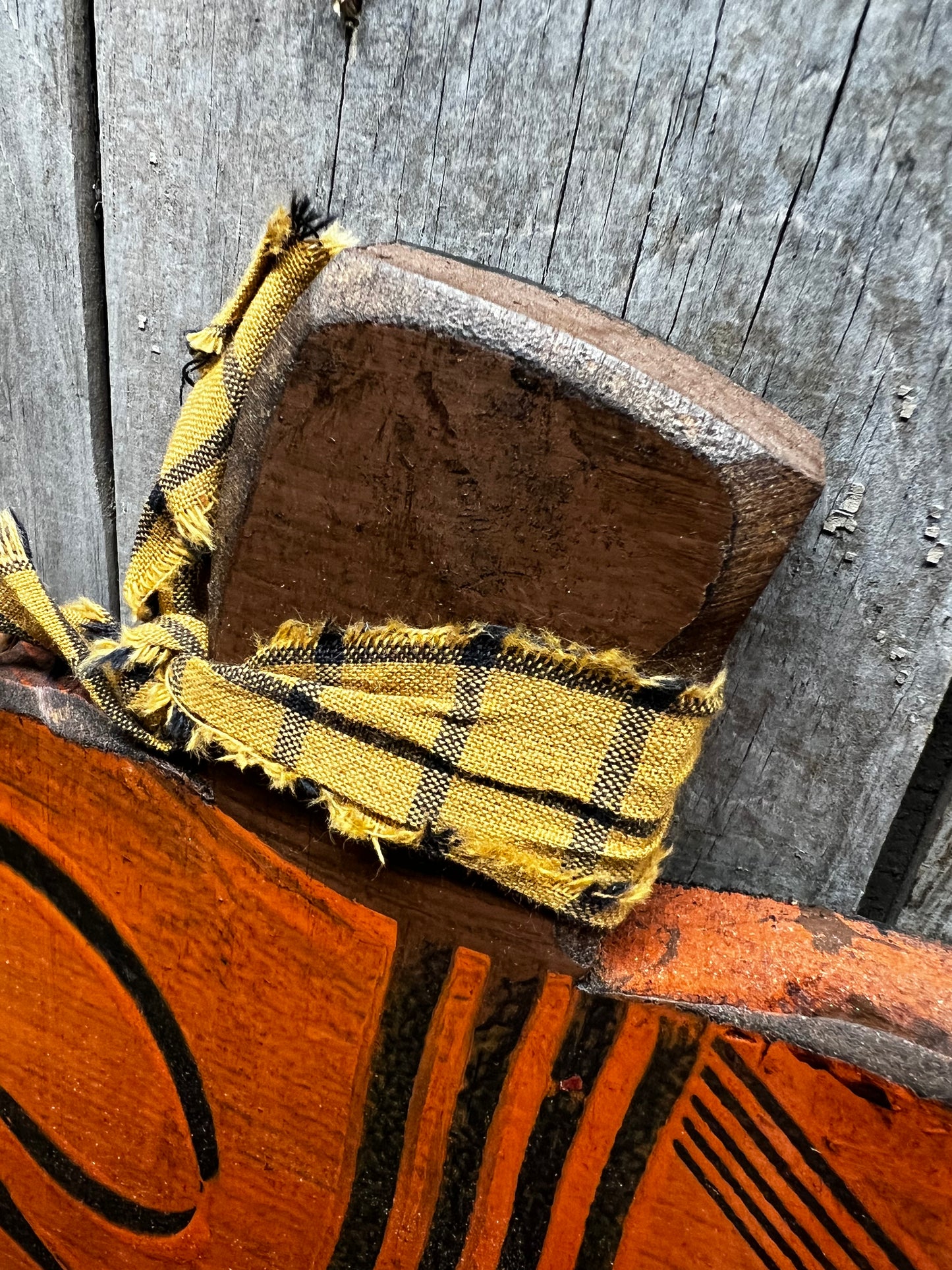 Pumpkin Sitter, 11"x 23", Wax Combed, AUTUMN