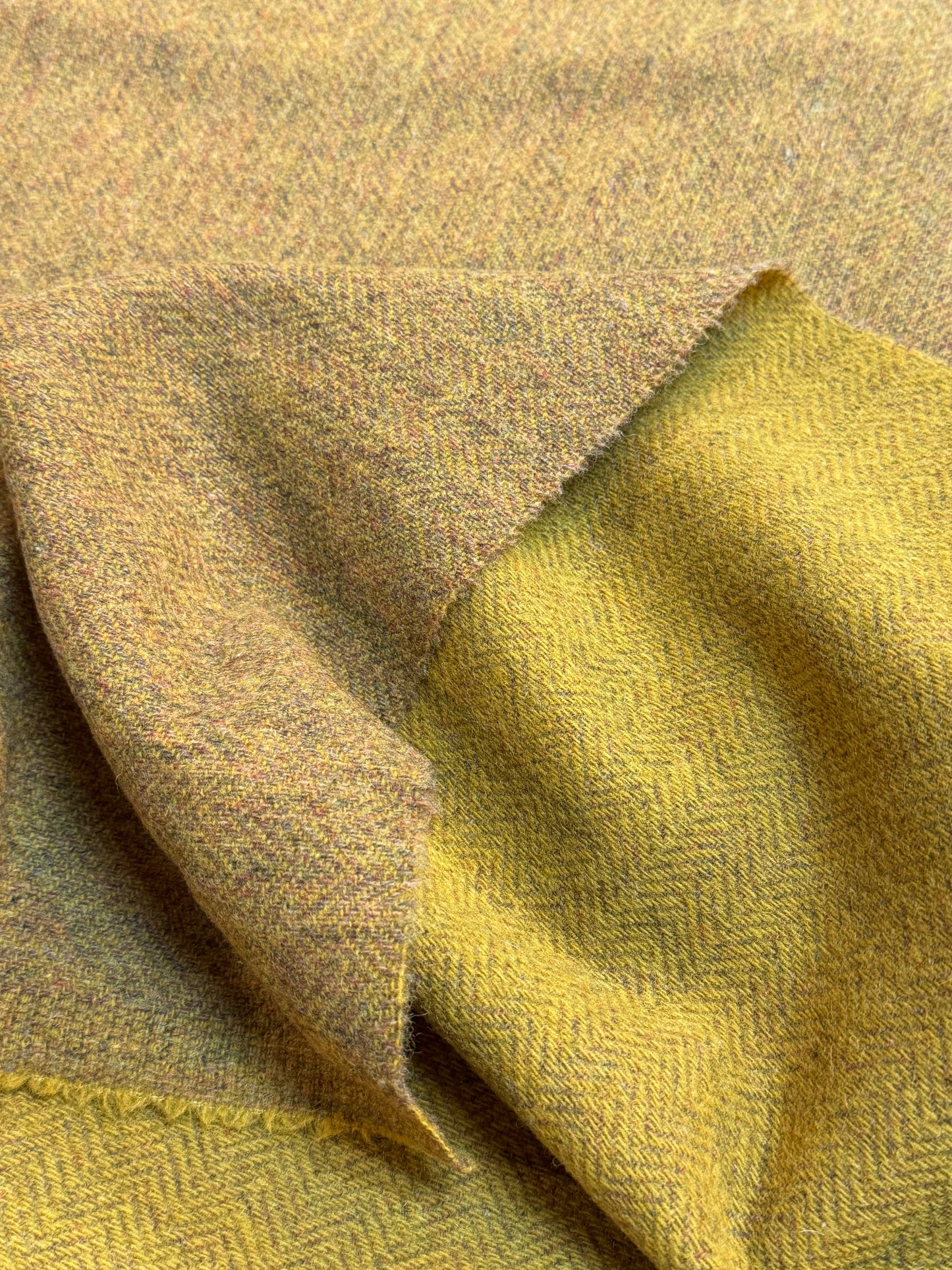 CORN HUSK, Reversible, Wool