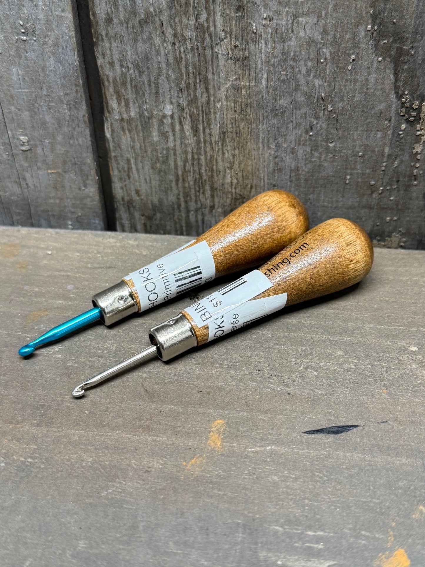 BINDING & HOOKS