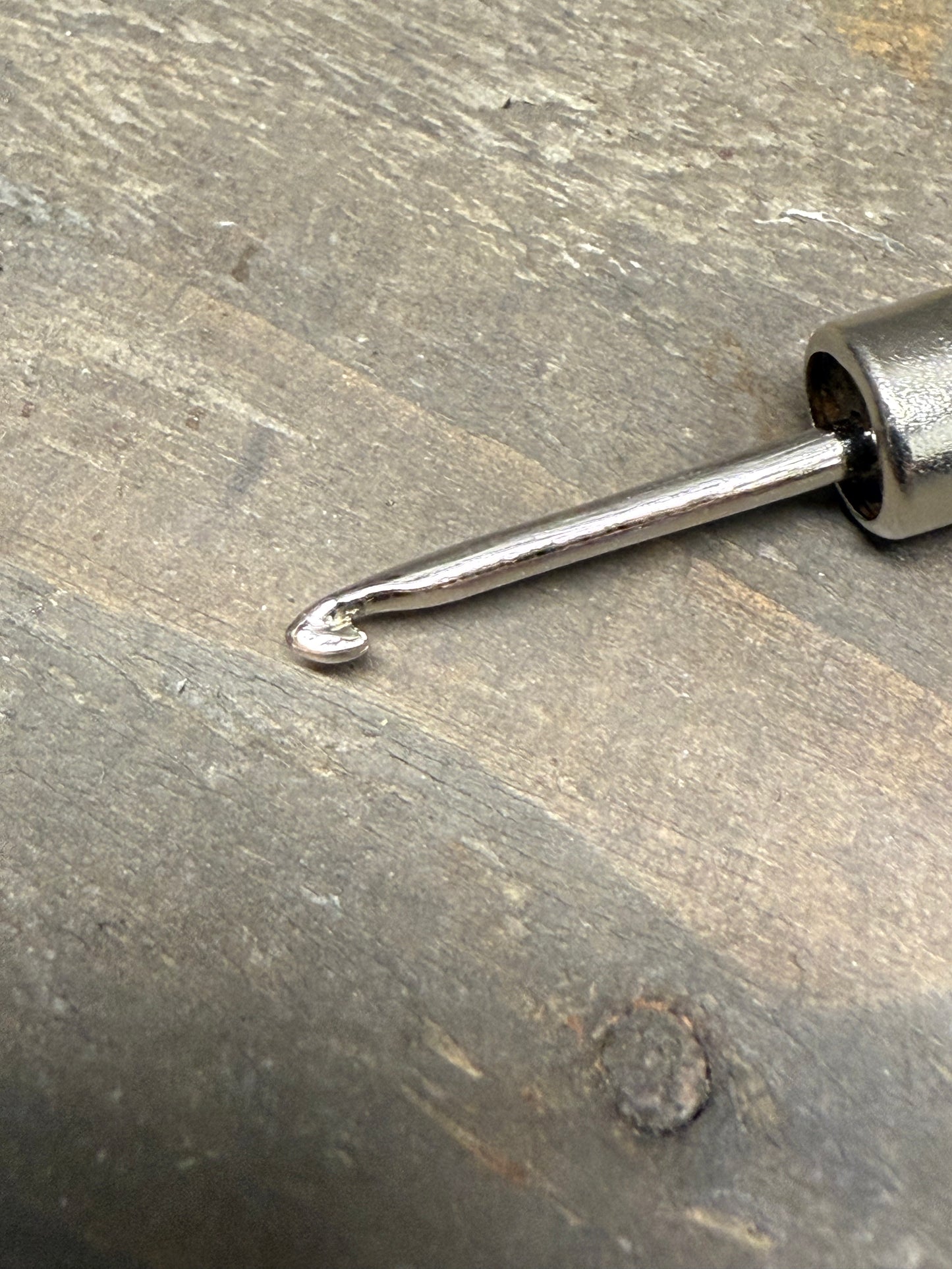 BINDING & HOOKS