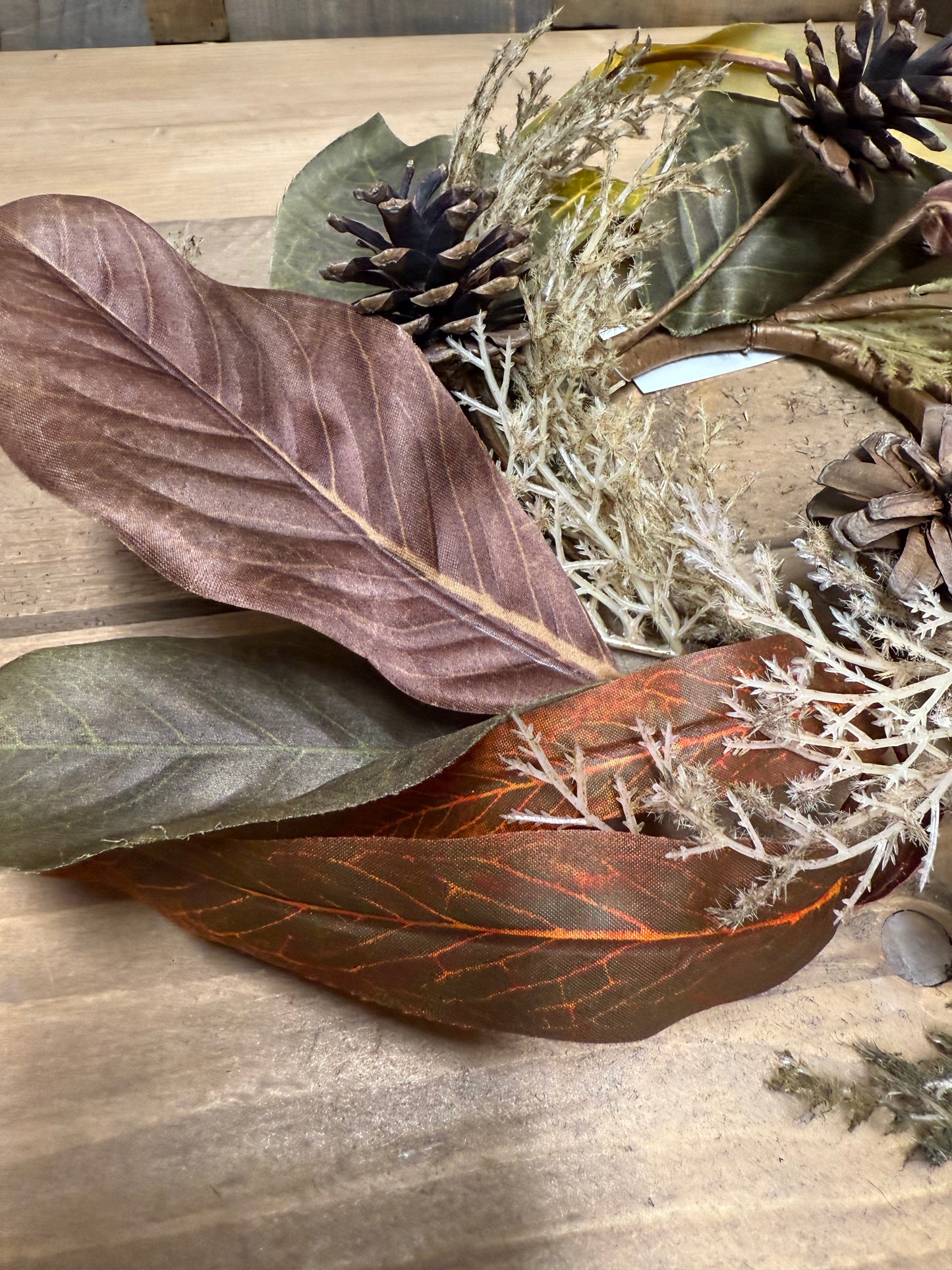 Candle Ring, 4" Inner Ring, MAGNOLIA LEAF & PINECONE