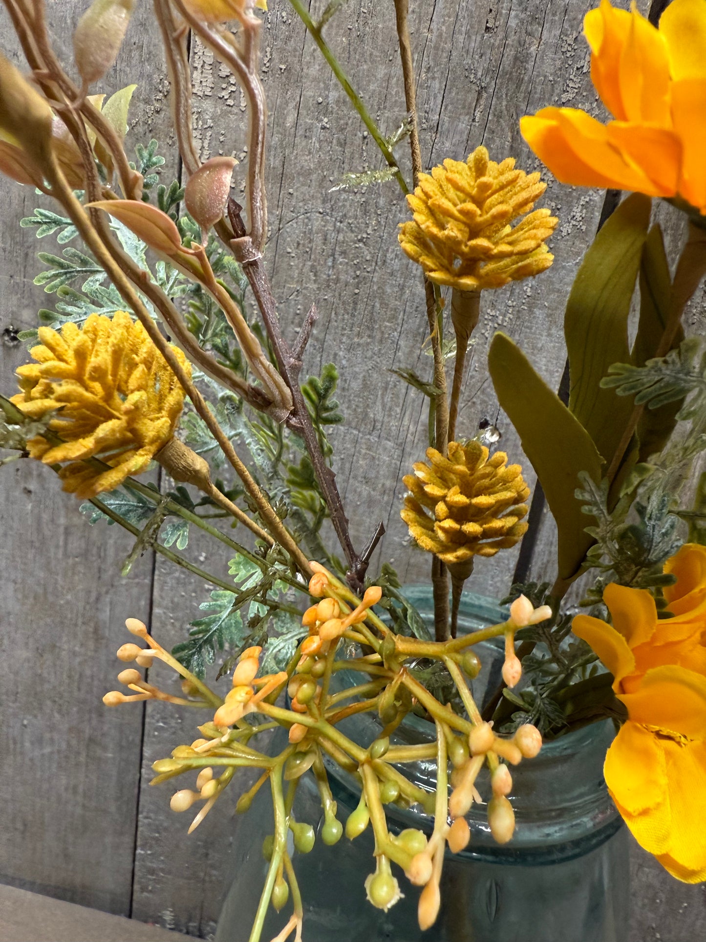 Pick, 15", YELLOW DAISY