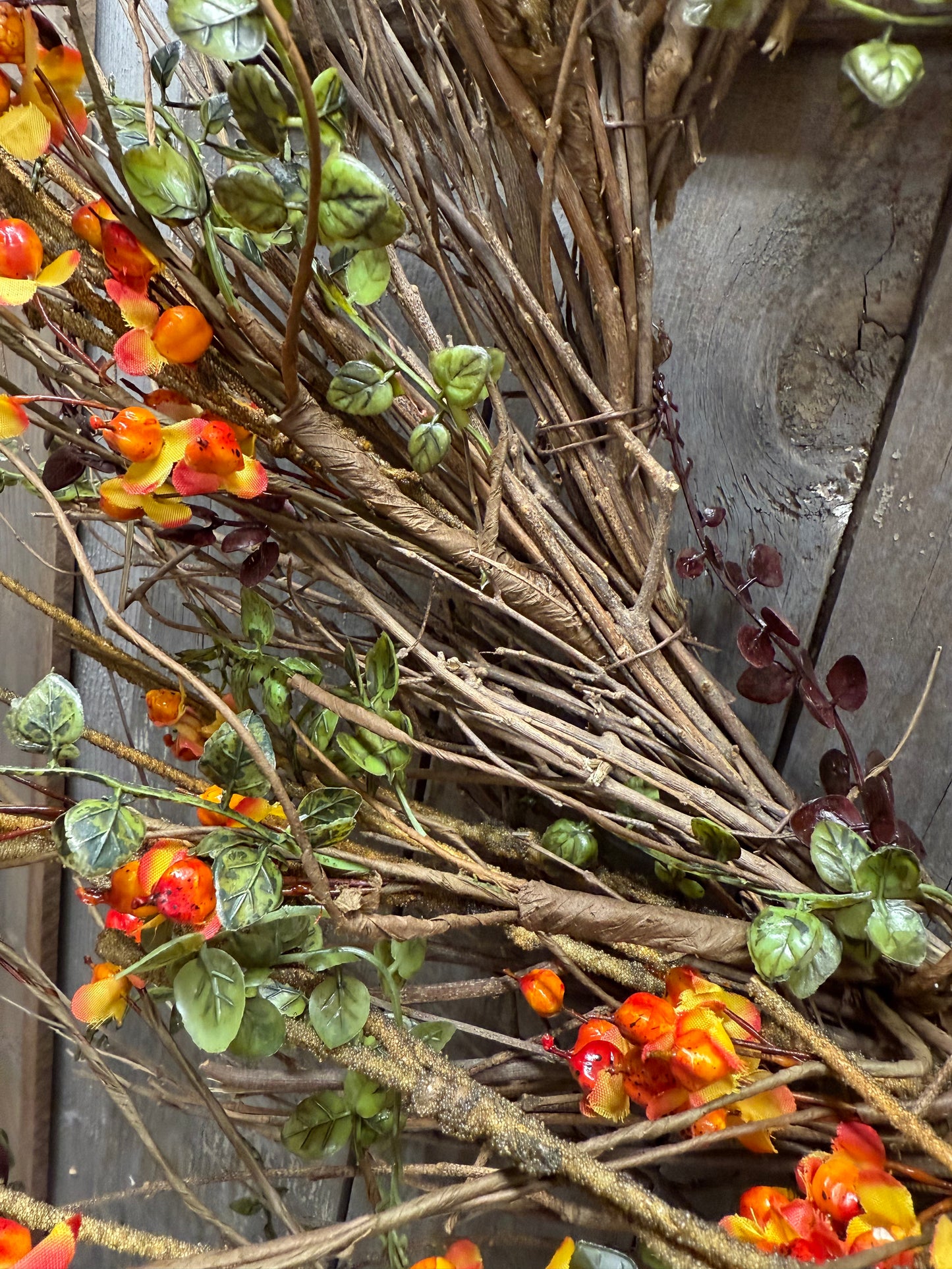 Wreath, 26”, RUSTIC BITTERSWEET