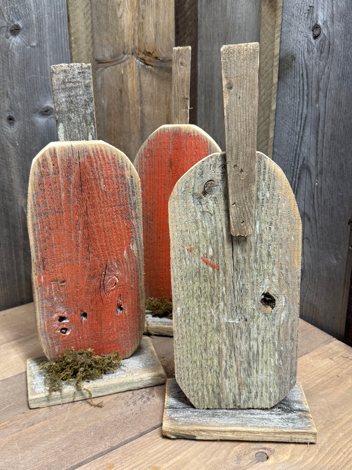 Pumpkin Sitter, 15", RECLAIMED WOOD