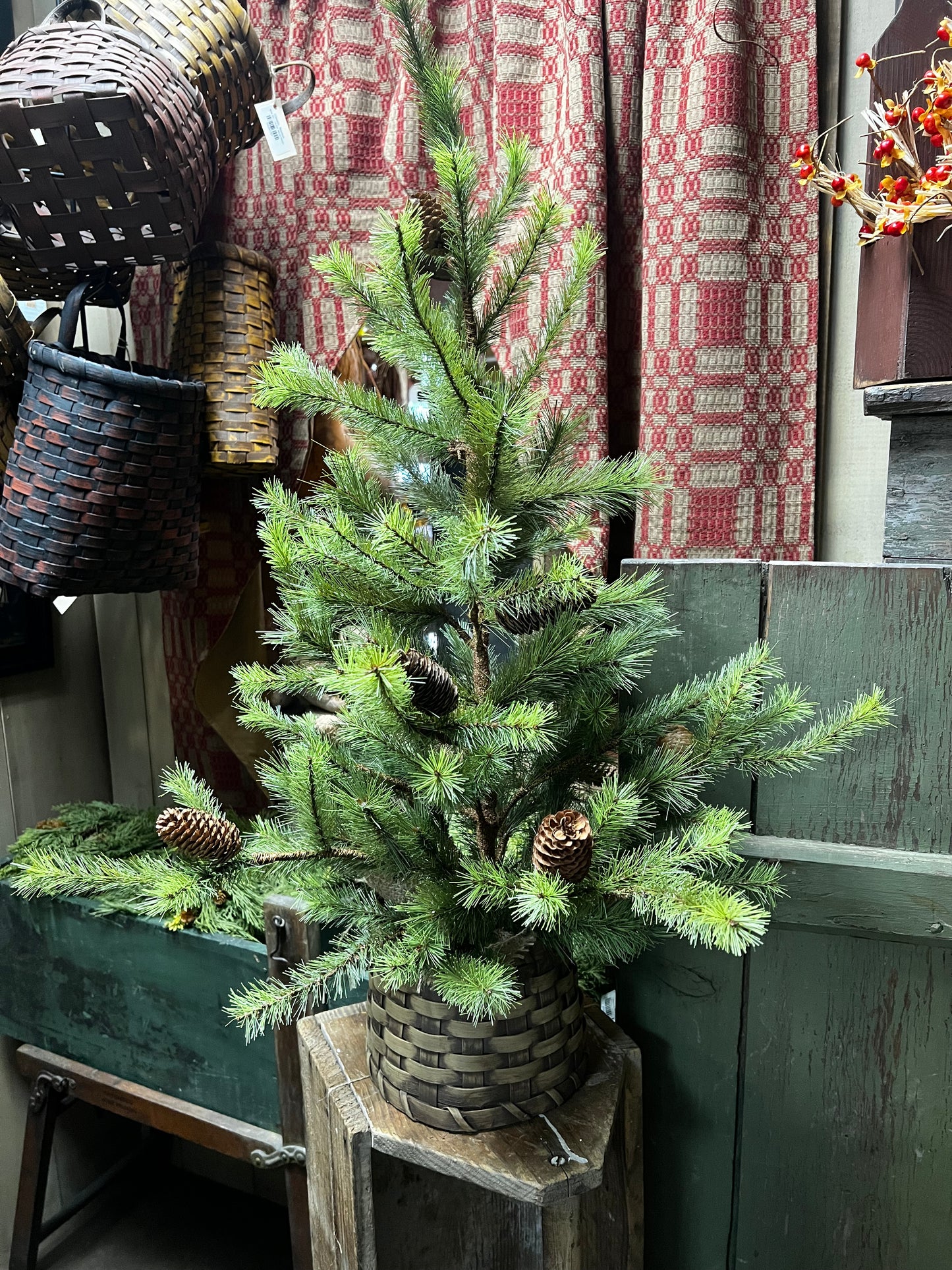 Tree Skirt Basket, SMALL