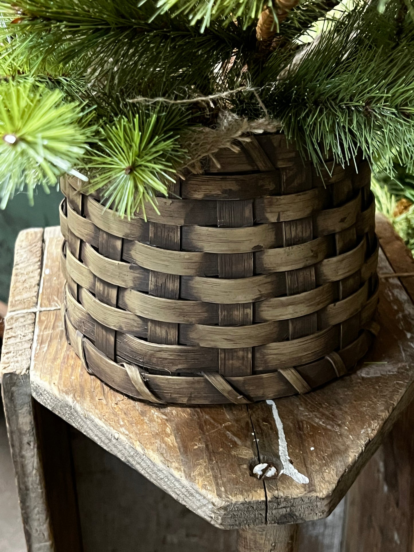 Tree Skirt Basket, SMALL
