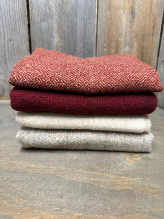 Wool Bundle, Unwashed, CANDY CANE