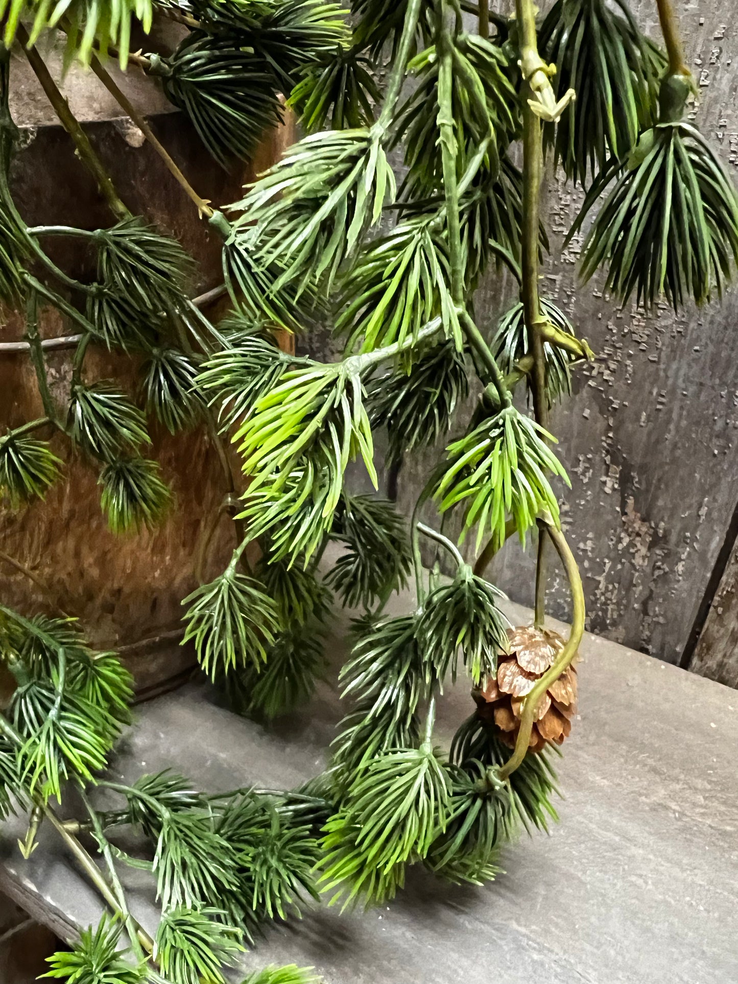 Hanging Bush, 32”, CLUSTER PINE