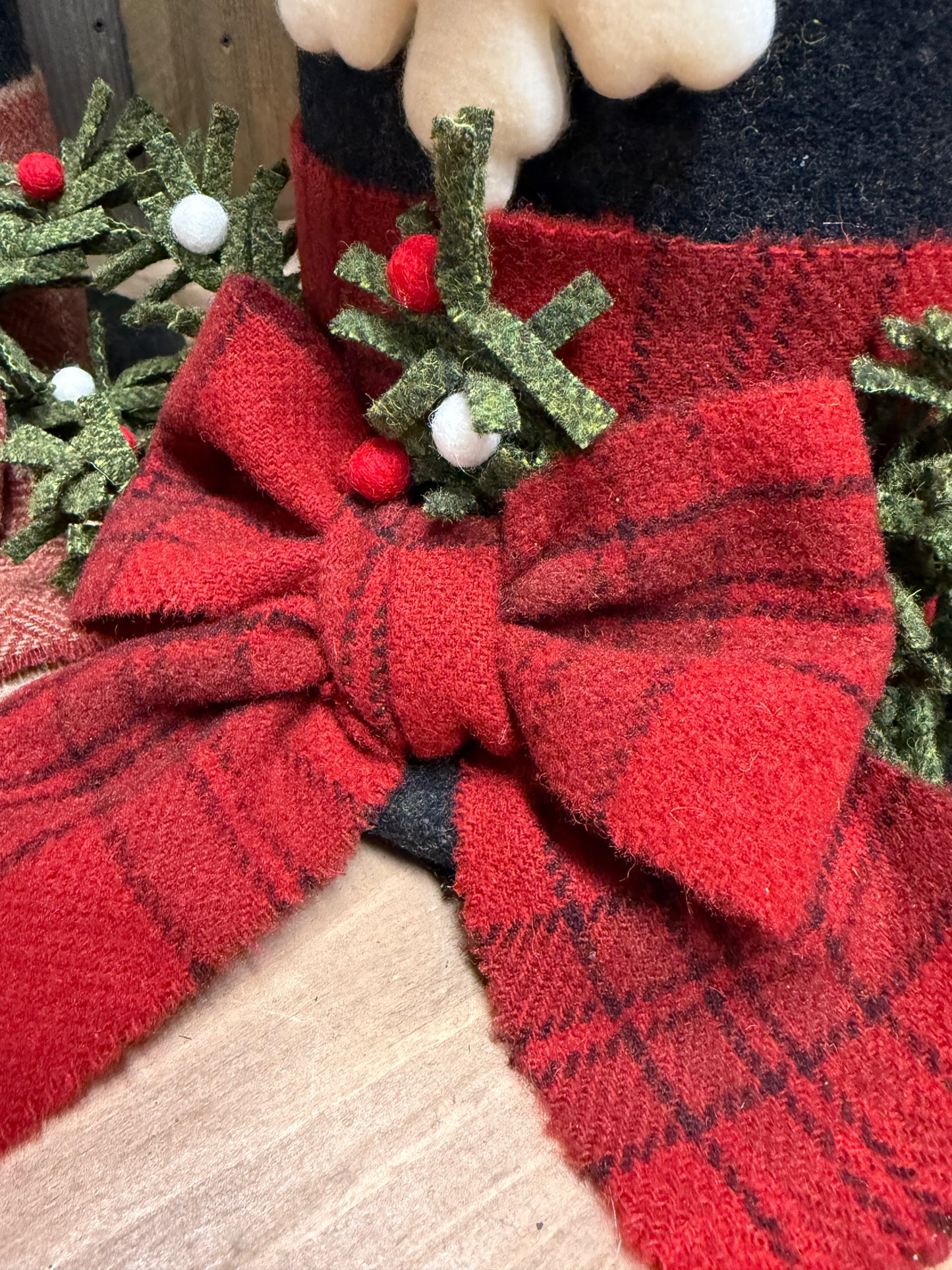 Wool Top Hat, 14", SNOWMAN & SNOWFLAKES