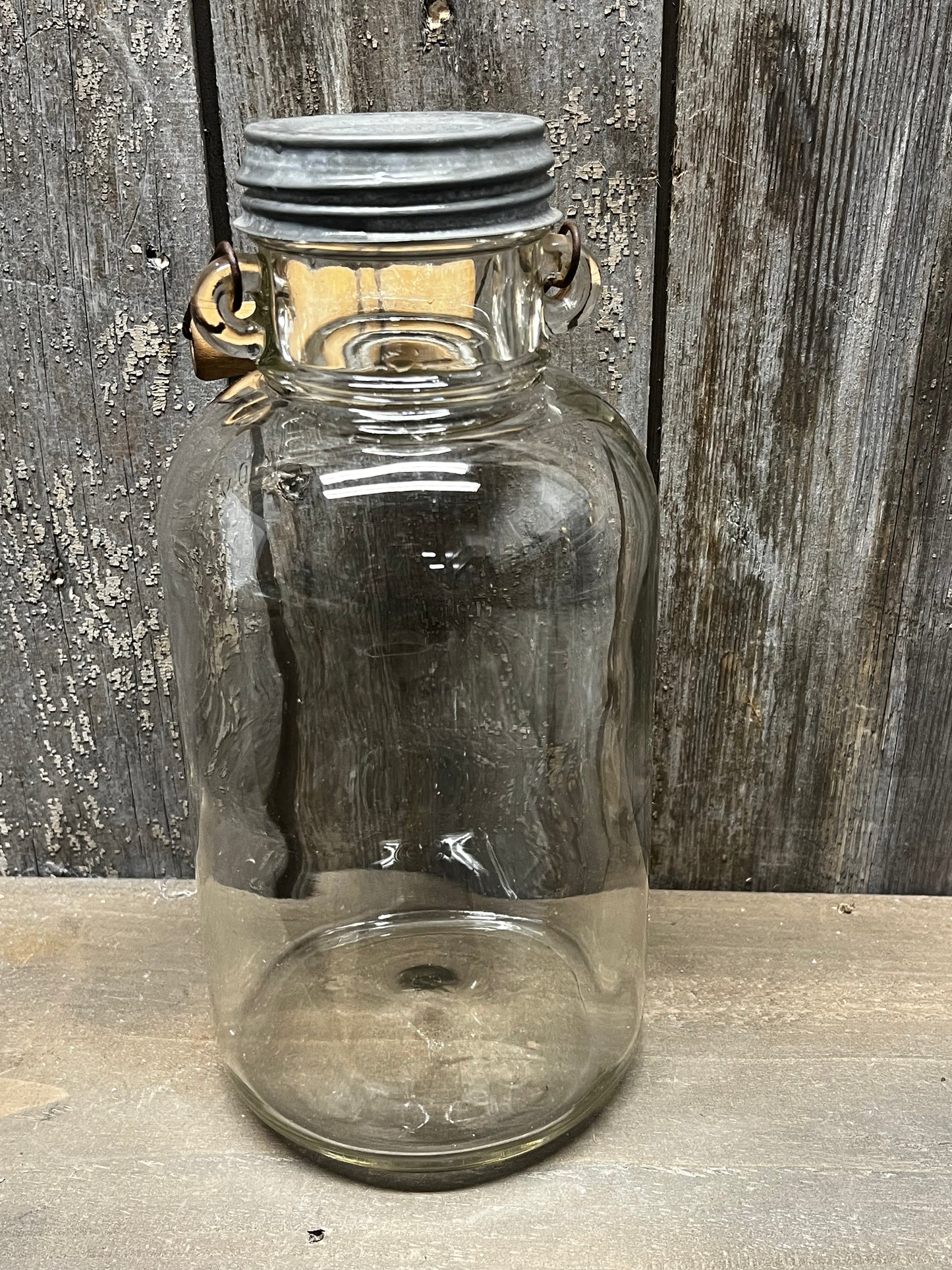 Jar, WIRE HANDLE